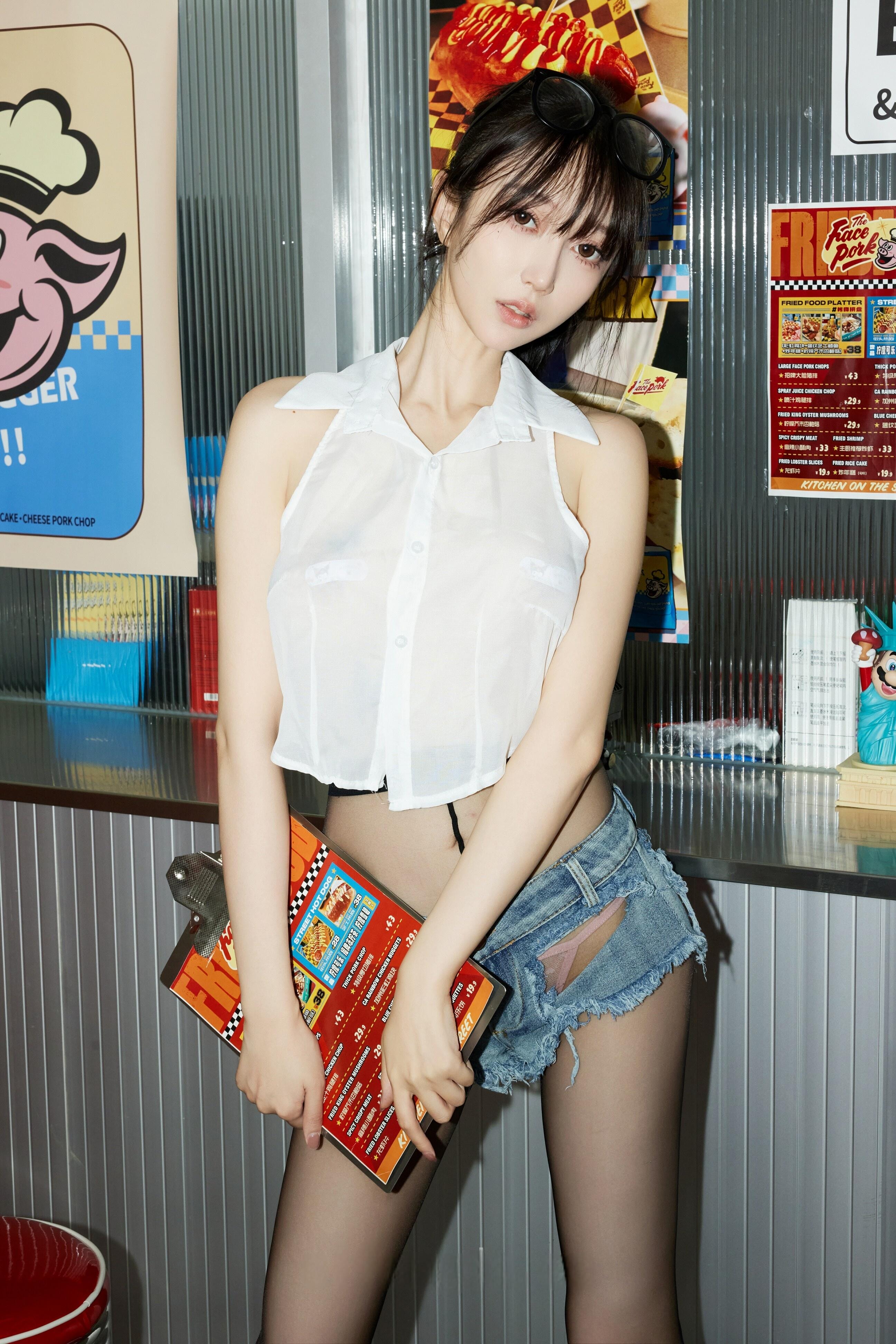 童颜美女,童颜巨乳美女,童颜巨胸,童颜乳神