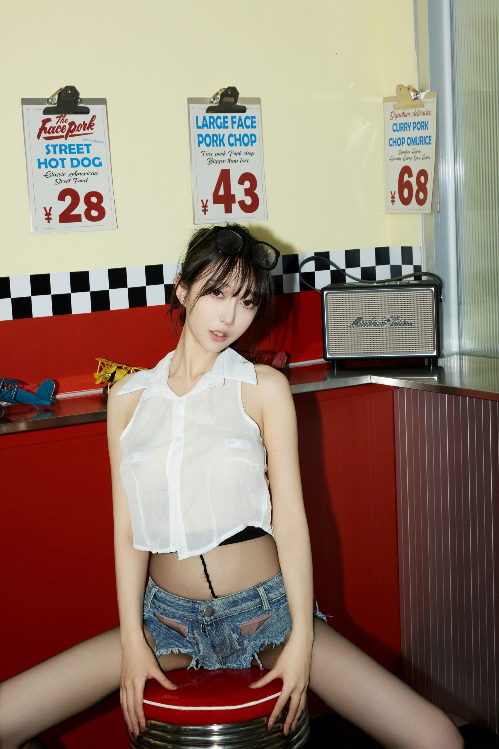 性感胸模心妍小公主美女小穴色色图片裸体艺术