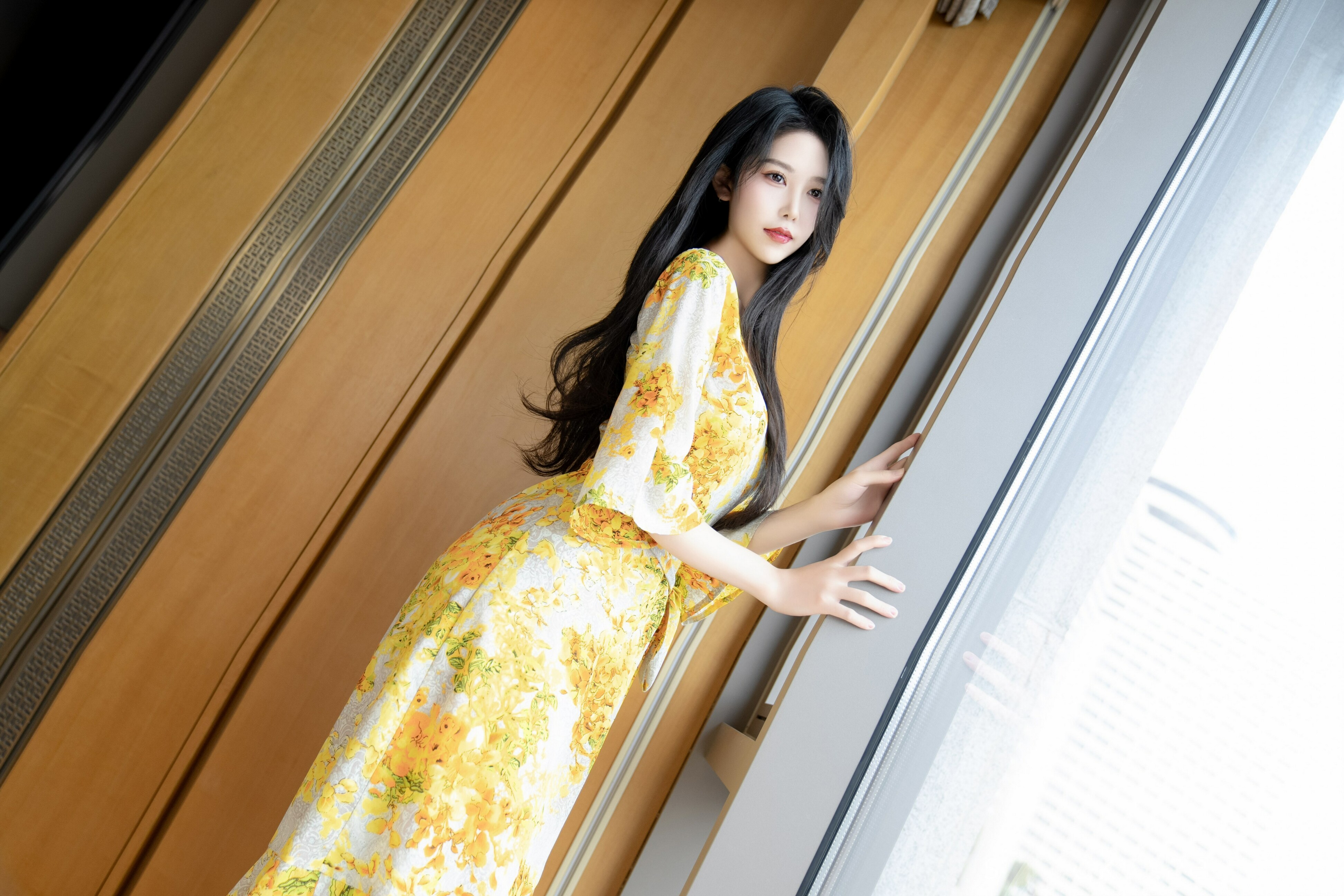 性感动漫美女被撕开裤裆邪恶图片