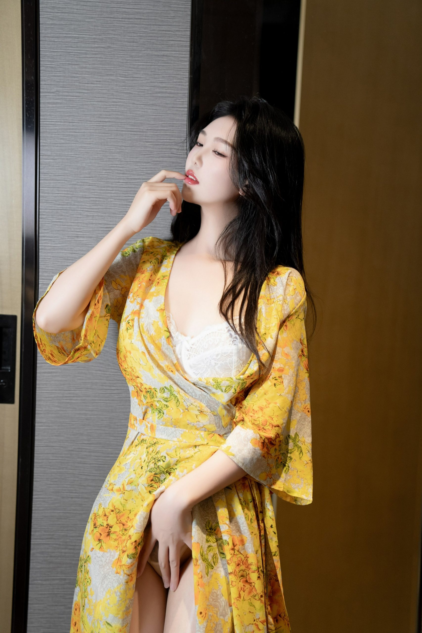 蜜汁妖媚美女孟狐狸精情趣丁字裤火爆身材高清诱人