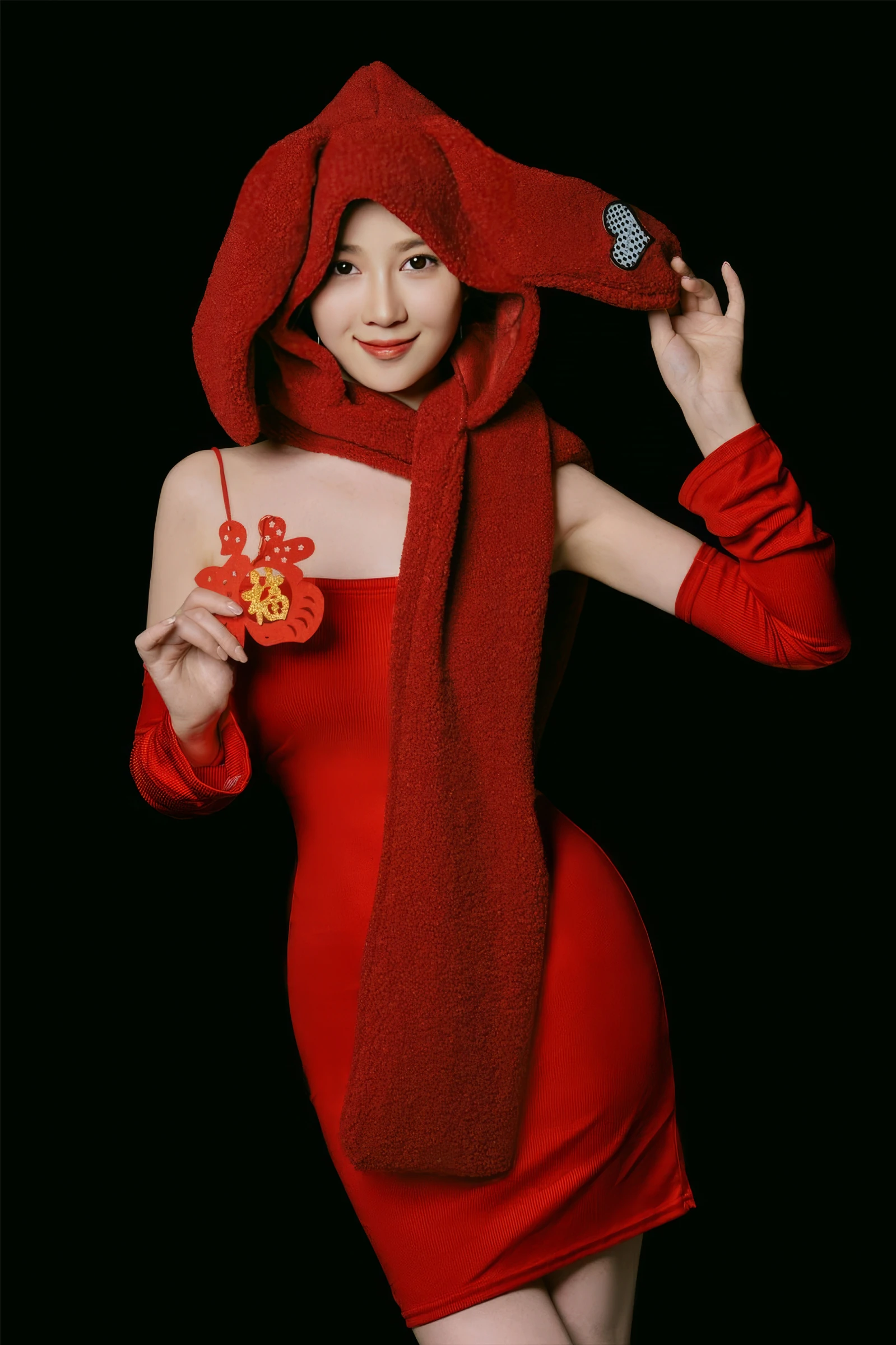 性感美眉Yuki颜瑜与小白马半裸艺术写真