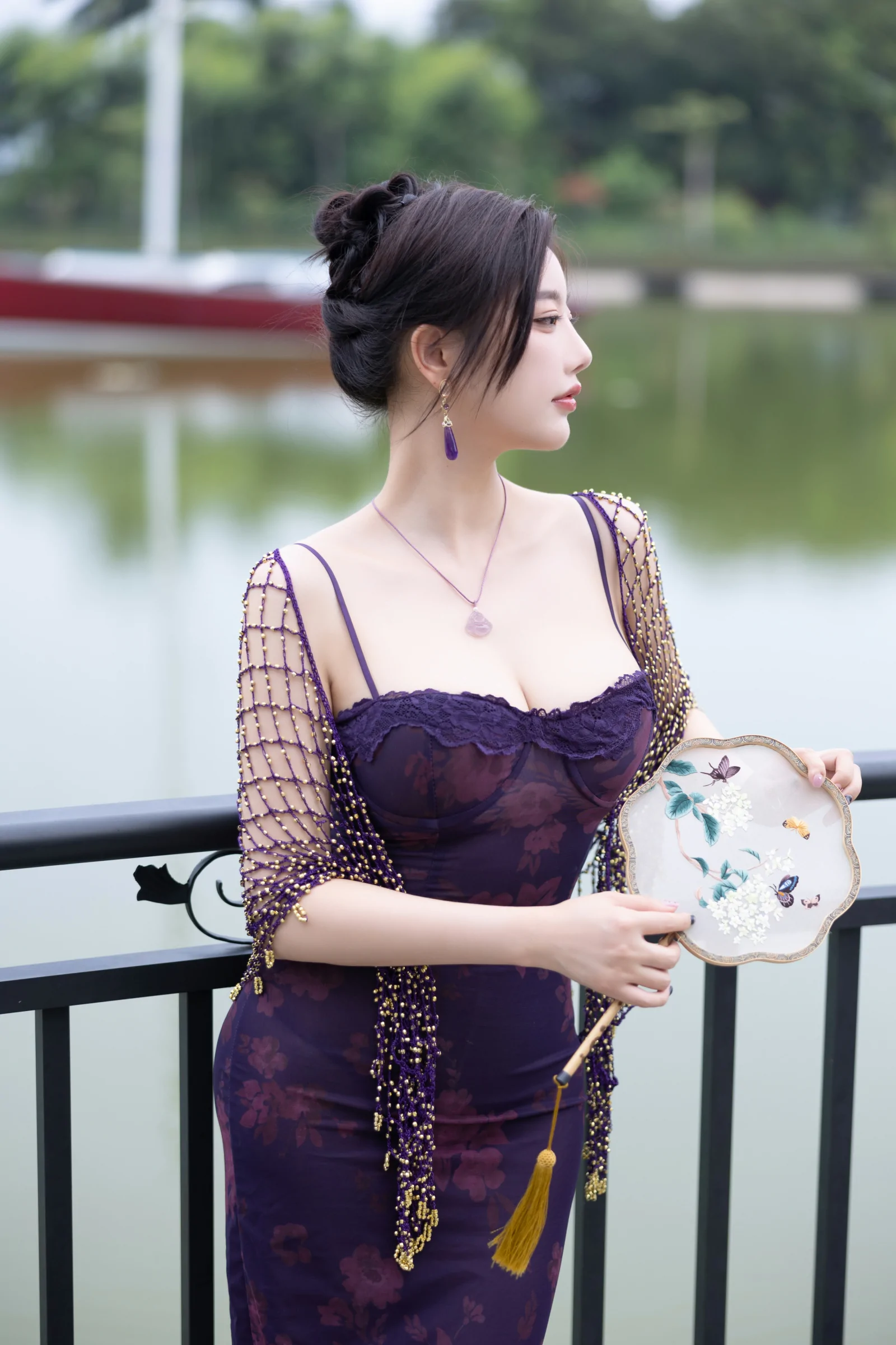 腿张开爱爱爱成人动态图片