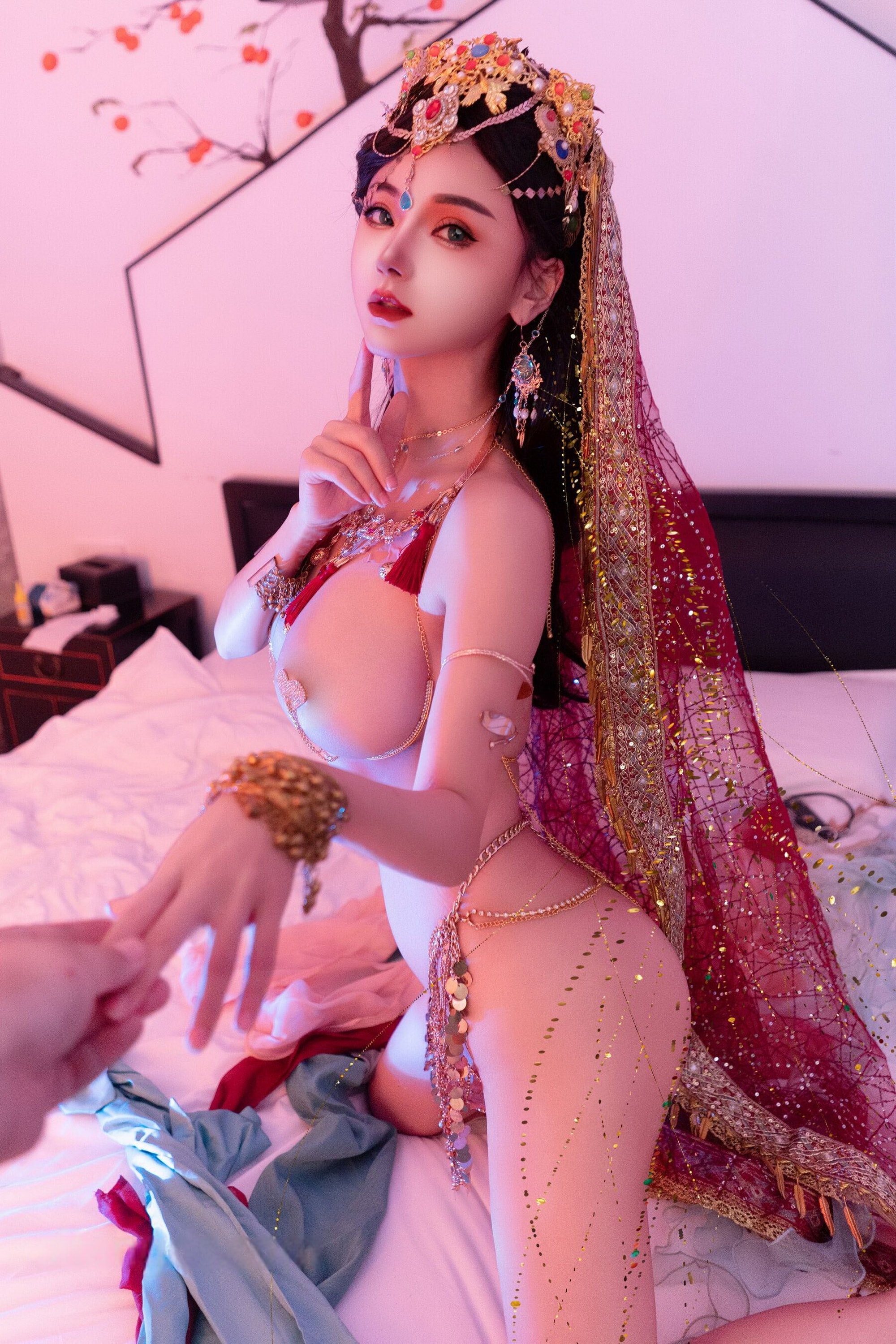 日本90年代巨乳美女吉田里深大尺度诱人写真