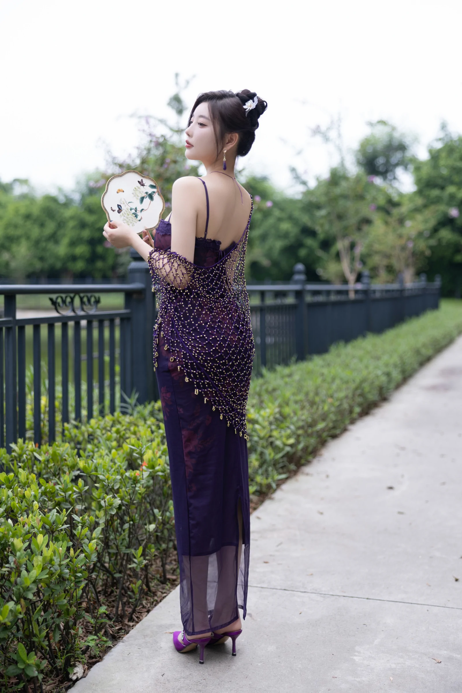 大胸性感动漫美女邪恶图片