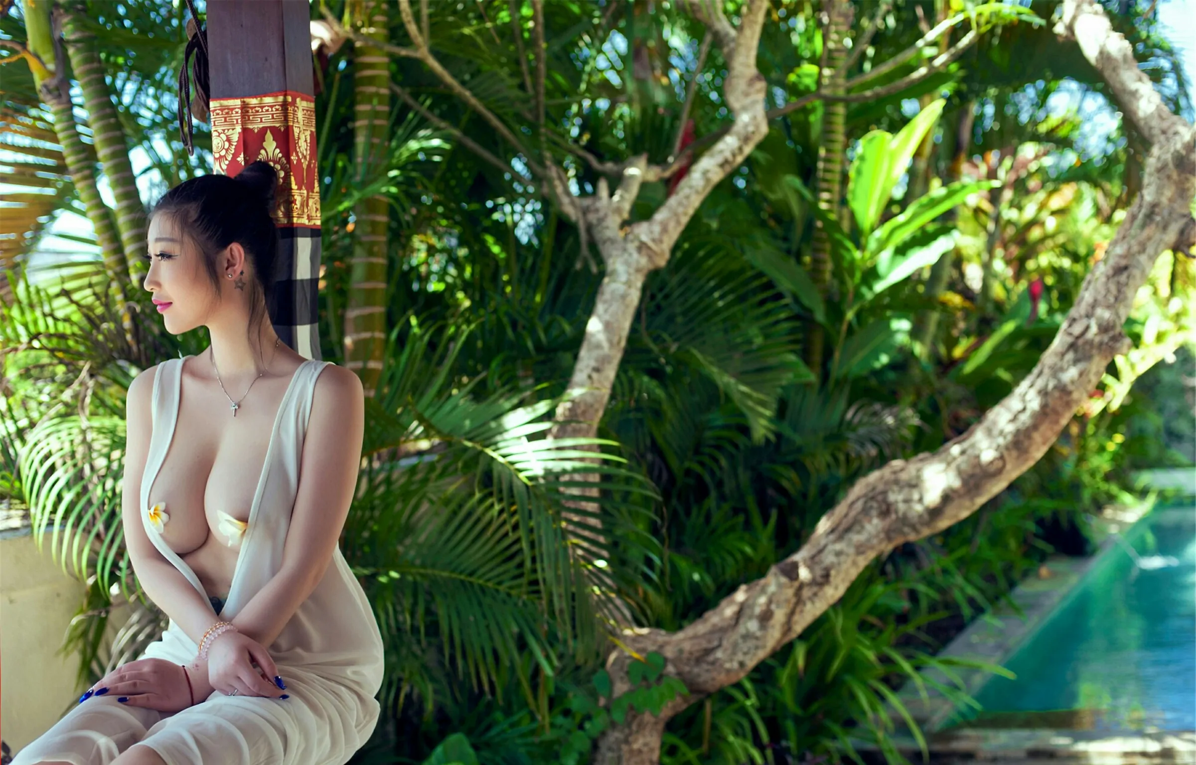 秀人网美女嫩模AA空兮全裸尺度极大的图片