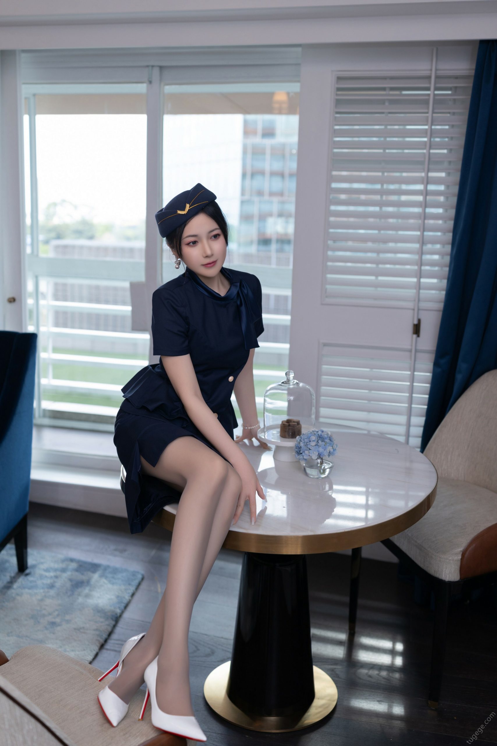 性感巨乳女人阳阳张开腿无遮无挡光滑玉体爱爱图(30)