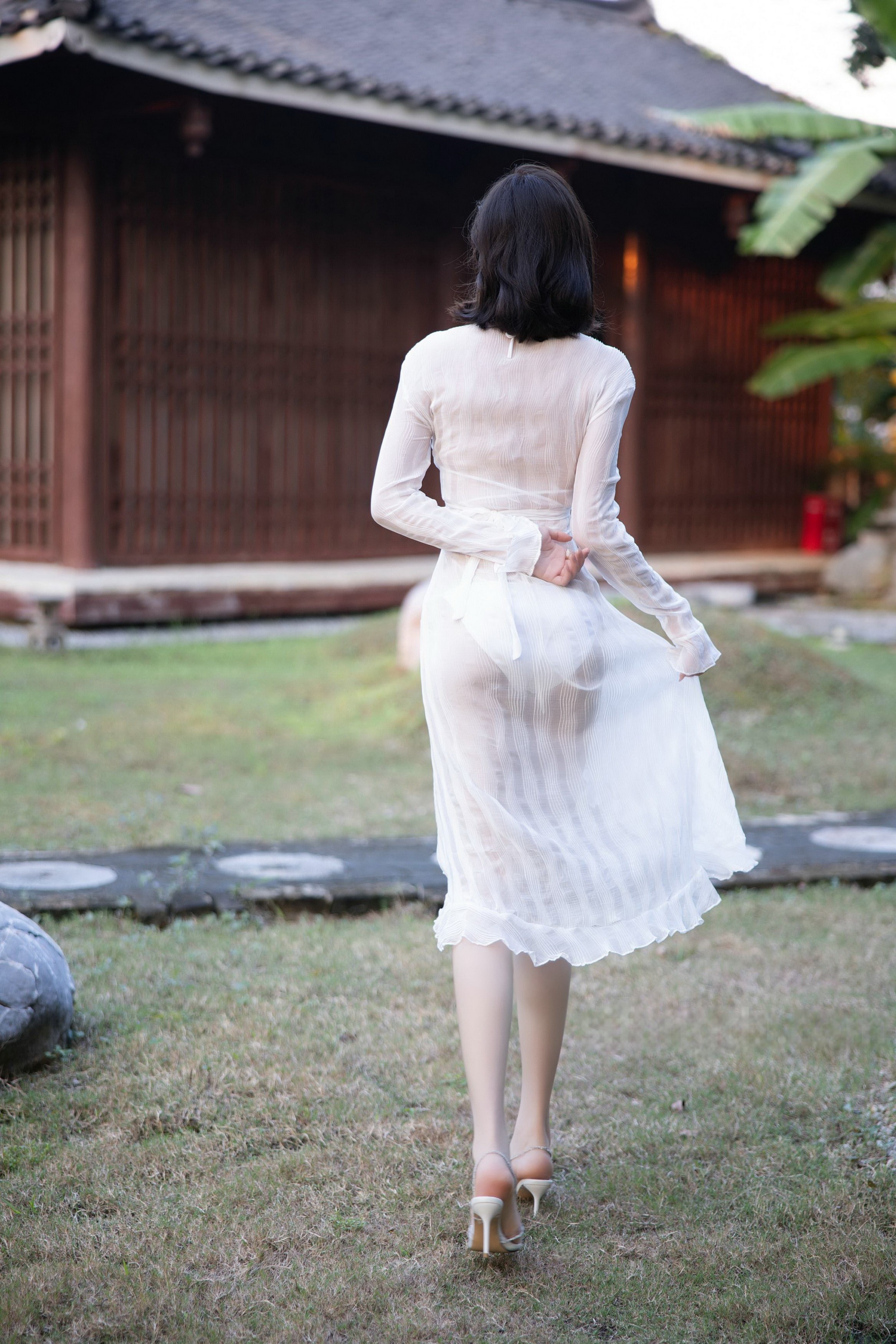 漂漂美术馆嫩模Vetiver嘉宝贝儿内衣私房片 - 公务员小姐姐在党办办公室给主任