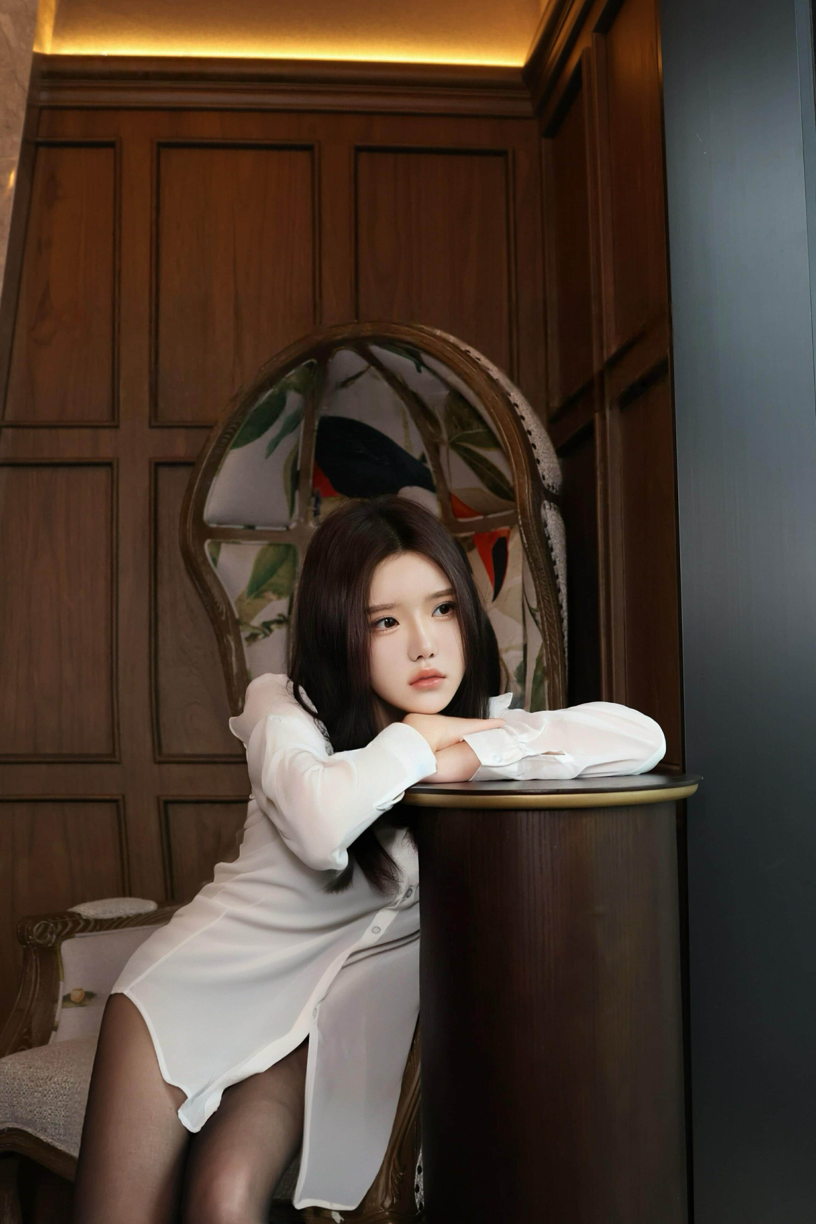 欧美极品娇嫩美女Jessie Vard野外高清大胆洗澡照 - 小學校教師