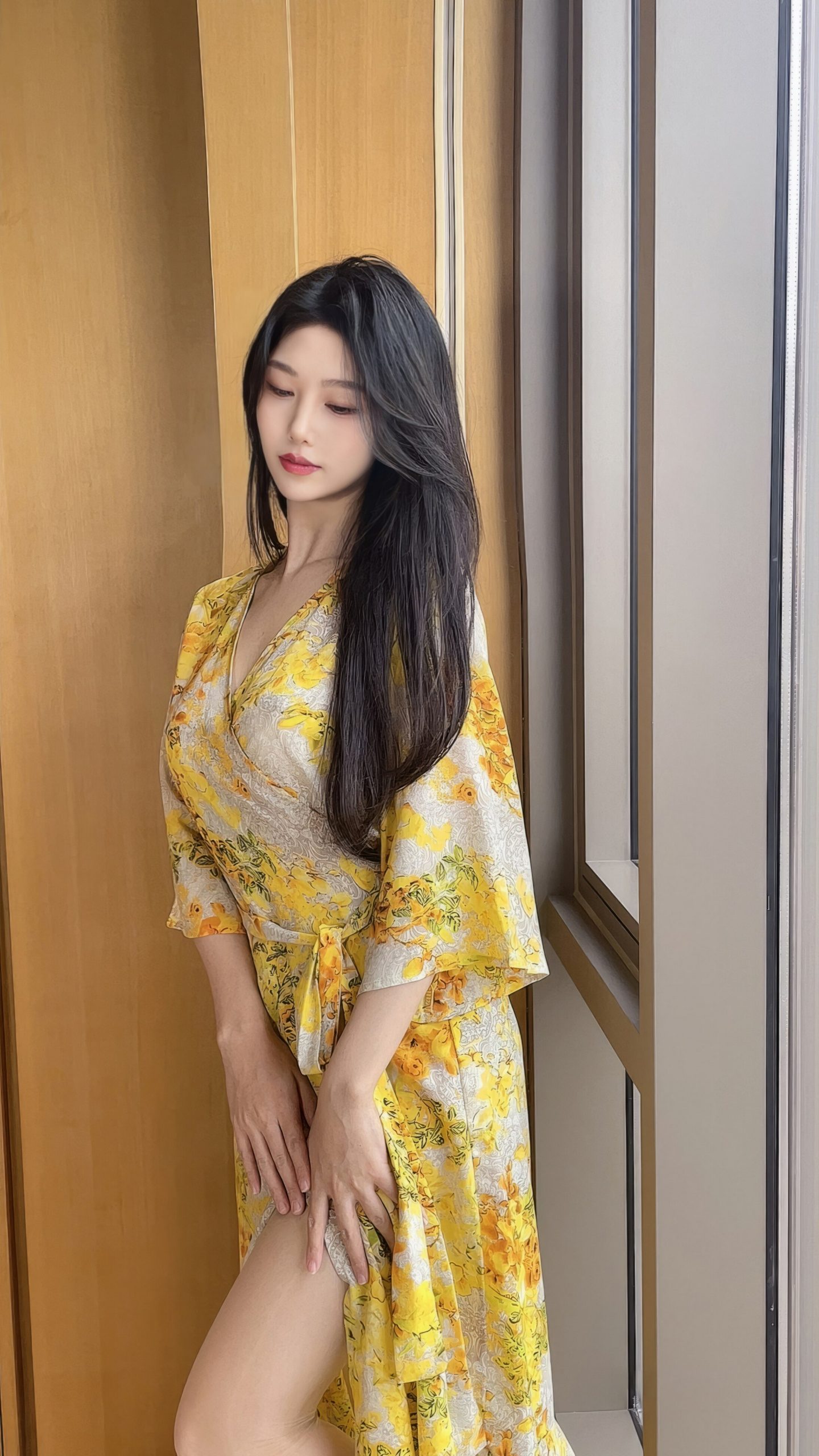 大胸美女王梓童给男生吃私人部位诱惑 50招口爱技巧带图