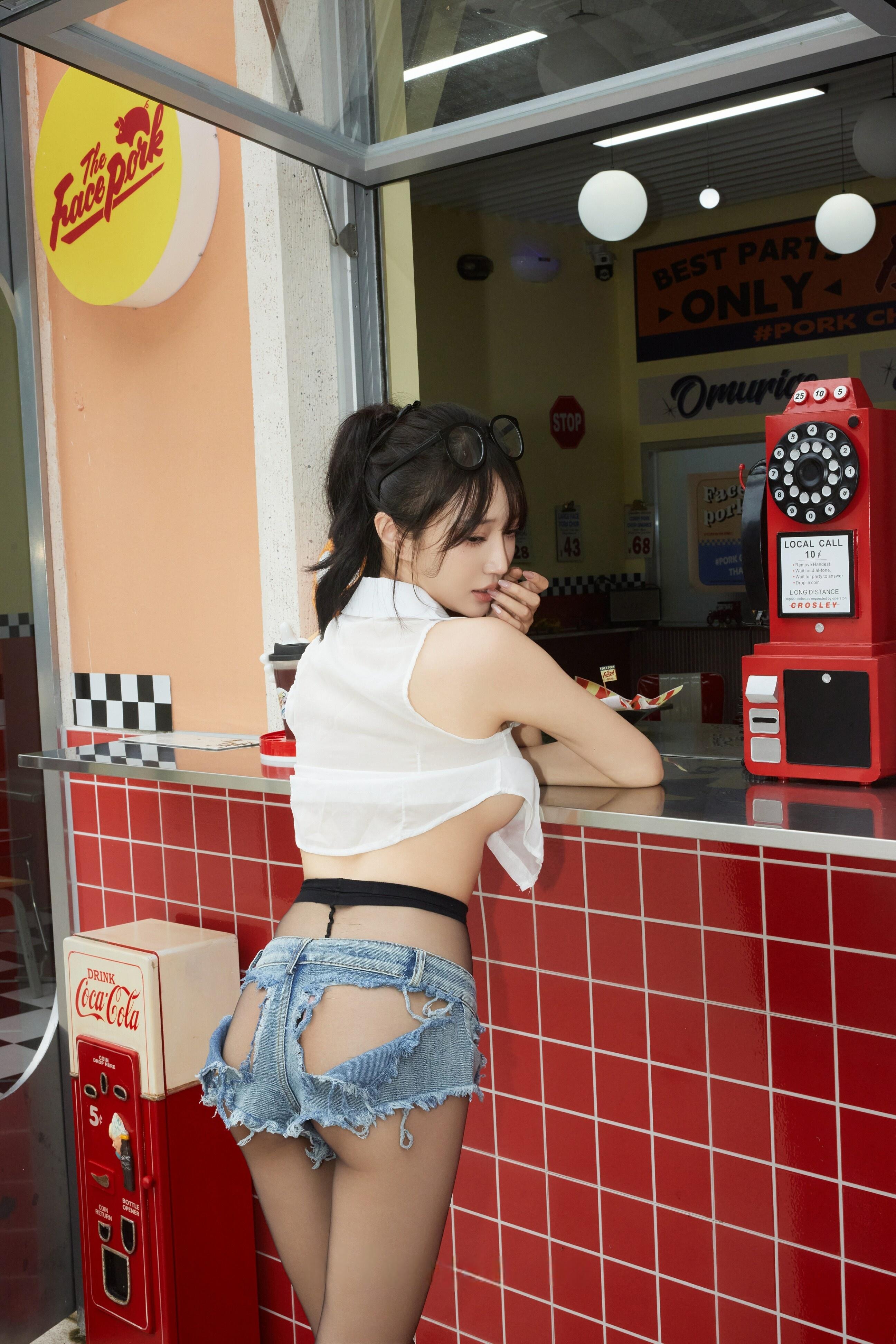 国产模特浴池里的大胆艺术写真欣赏 - 图428621