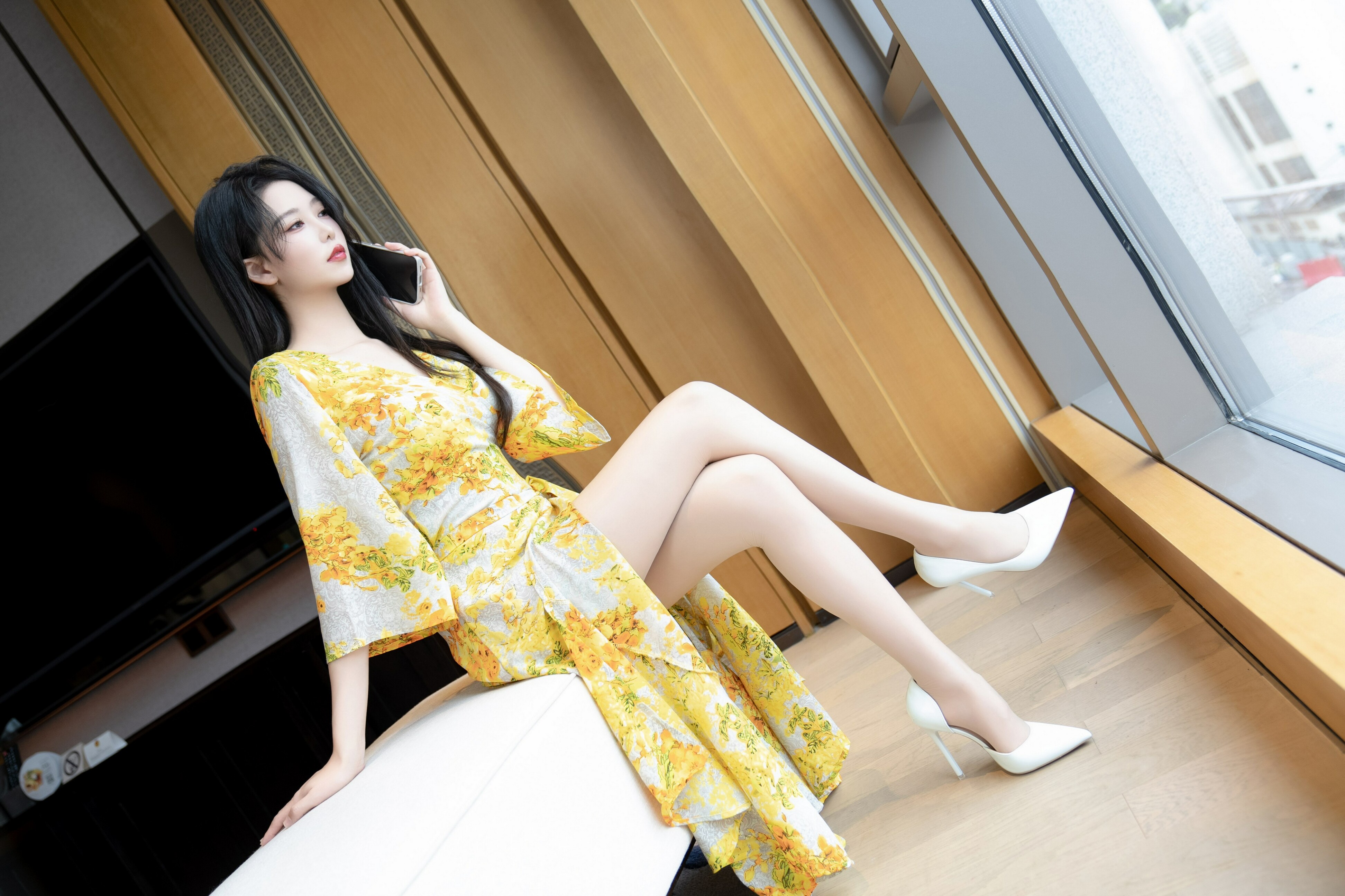 东风谷早苗h动漫美女被虐吸奶图片