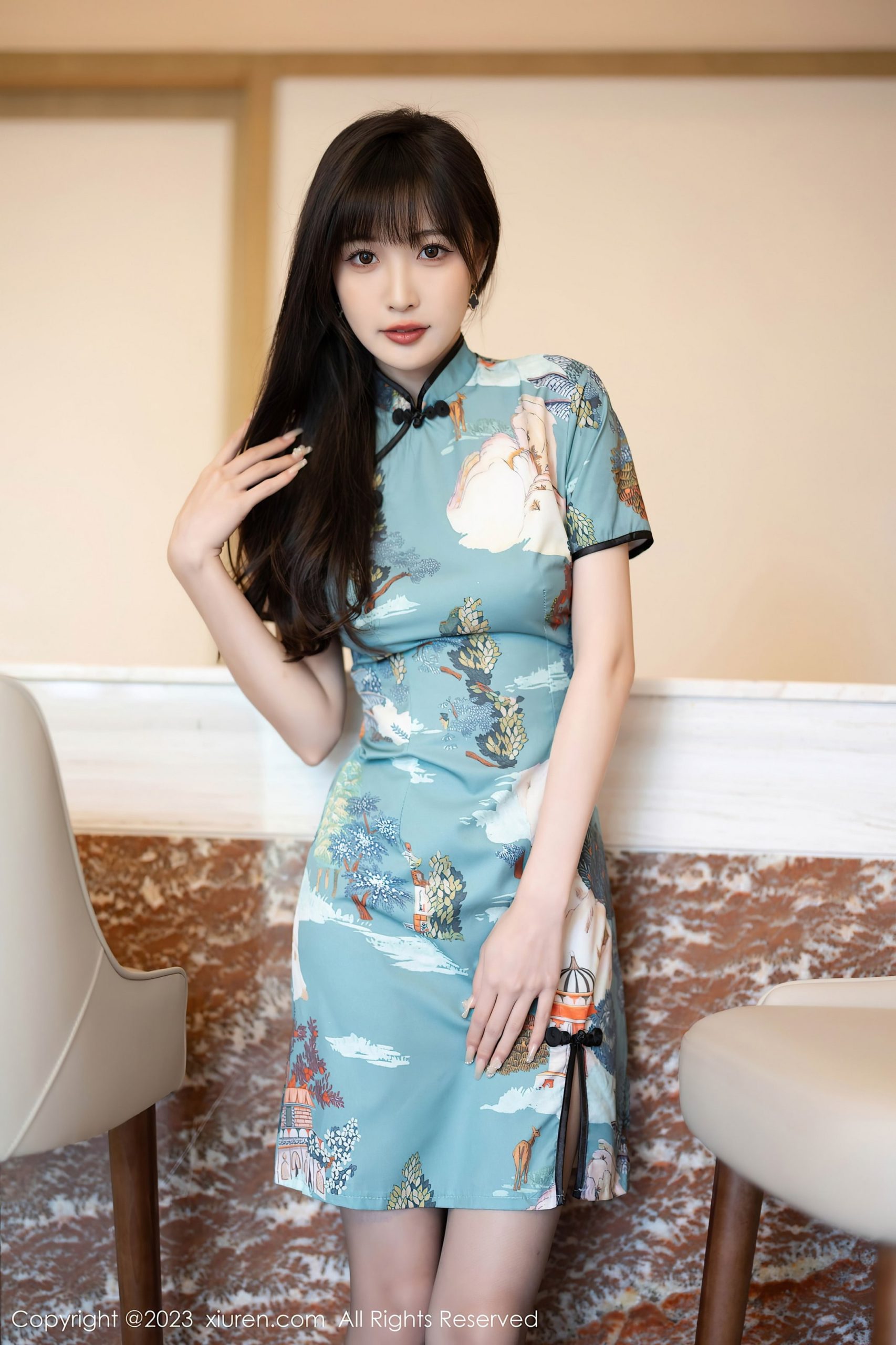 美女薄情馆无限看图 制服美女高清写真