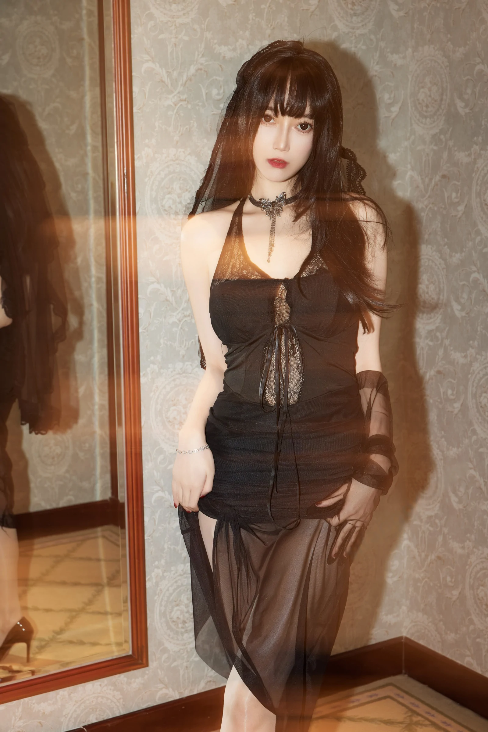 曾妍希- 成熟女人系列之白嫩丰满