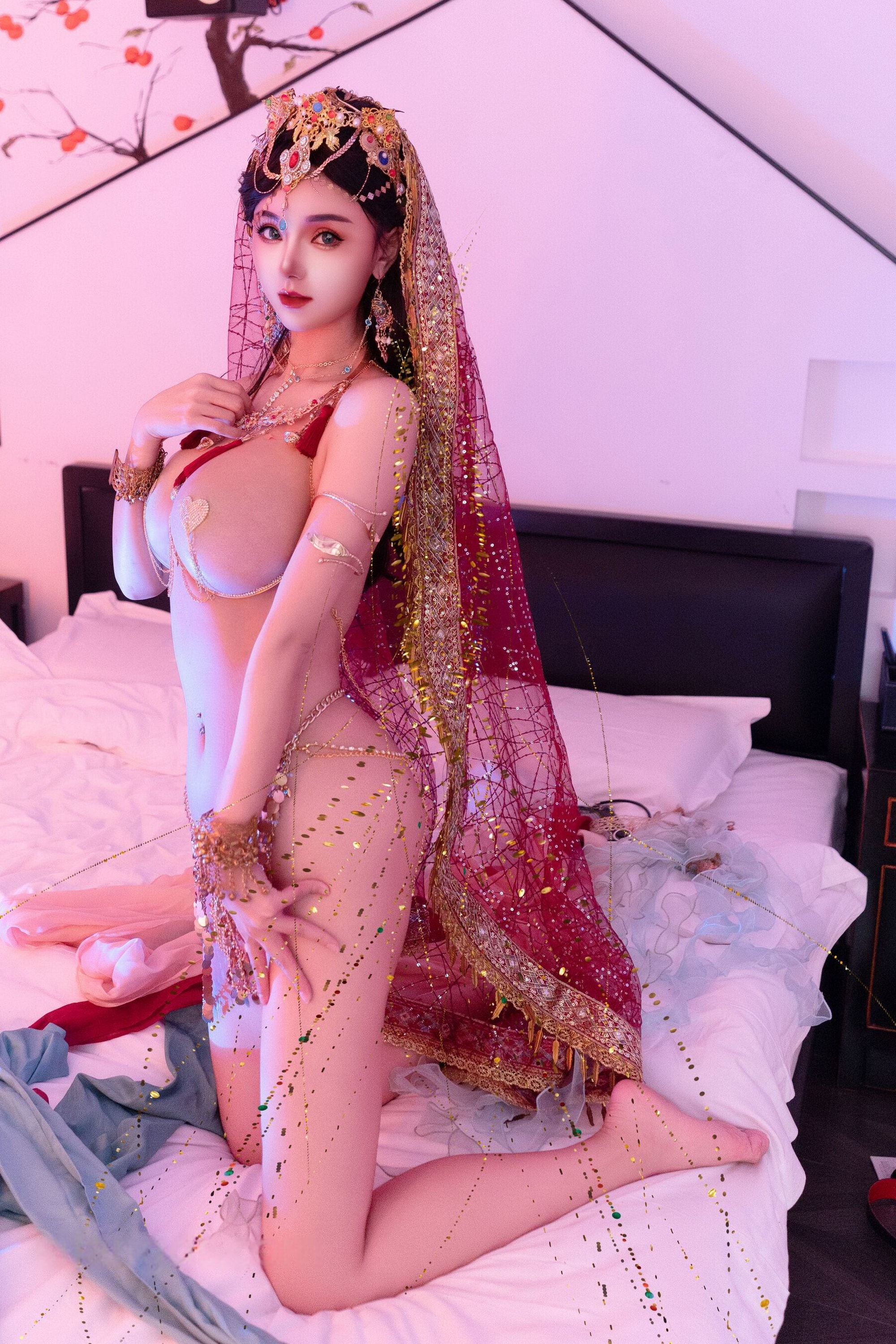 新加坡爆乳女神Melody Low性感撩人私房写真