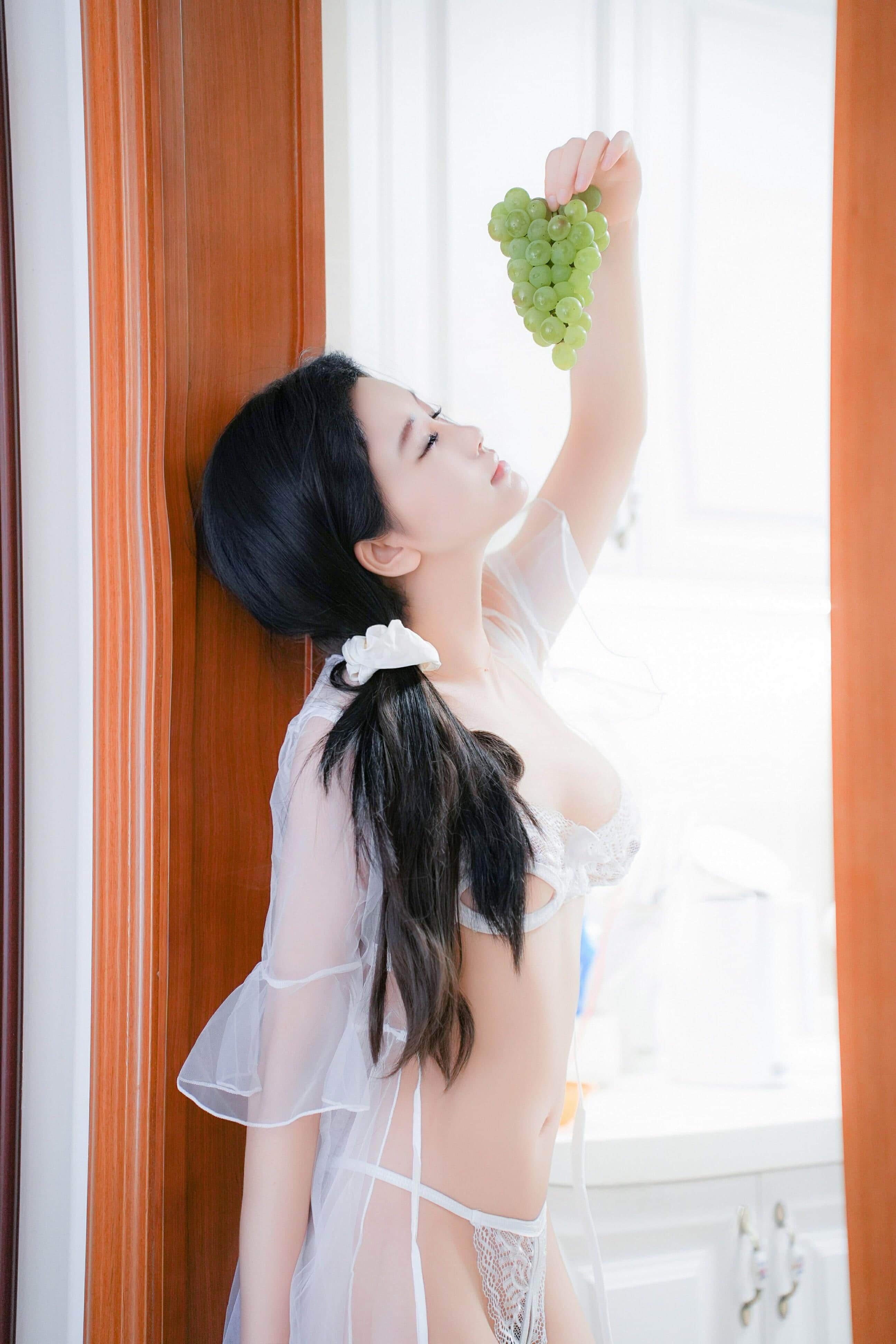 【爱人人体艺术】白虎美女黛蓓琪嫩b大白腚色图