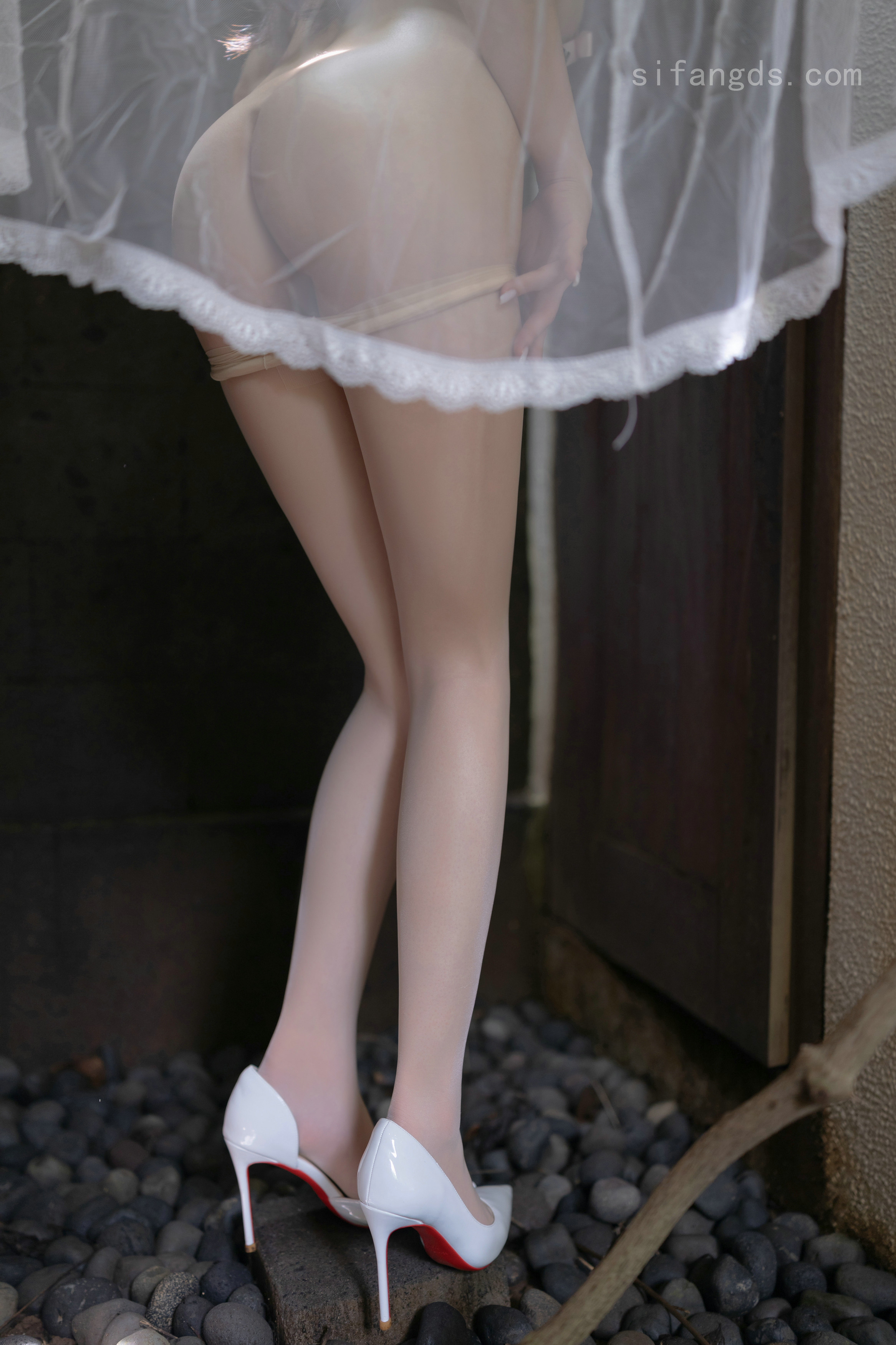 春色荡漾的美女邪恶gif动态图片大全