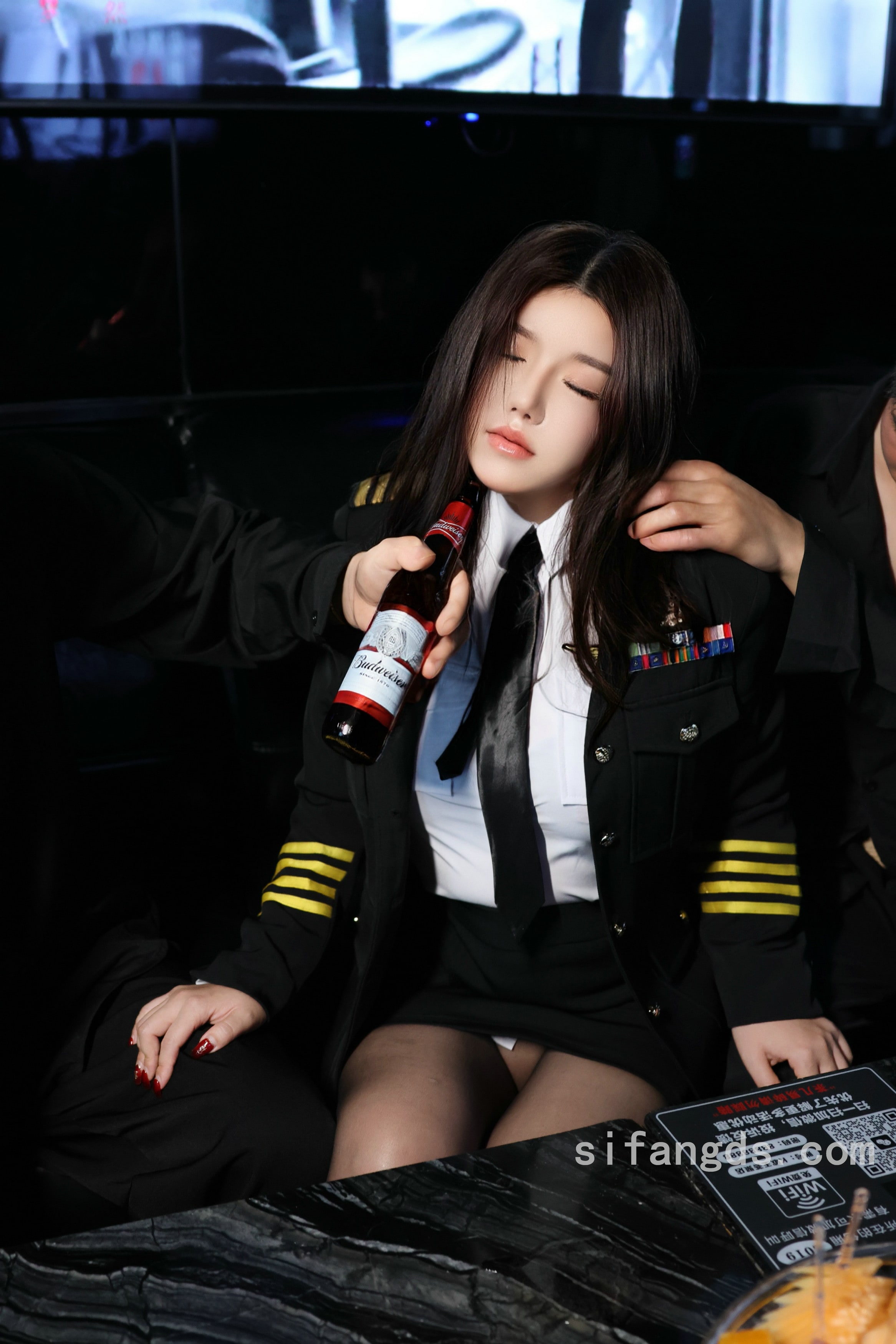 西西人体一级裸片 丁筱南大尺度内衣翘臀真人人体芝术(20)