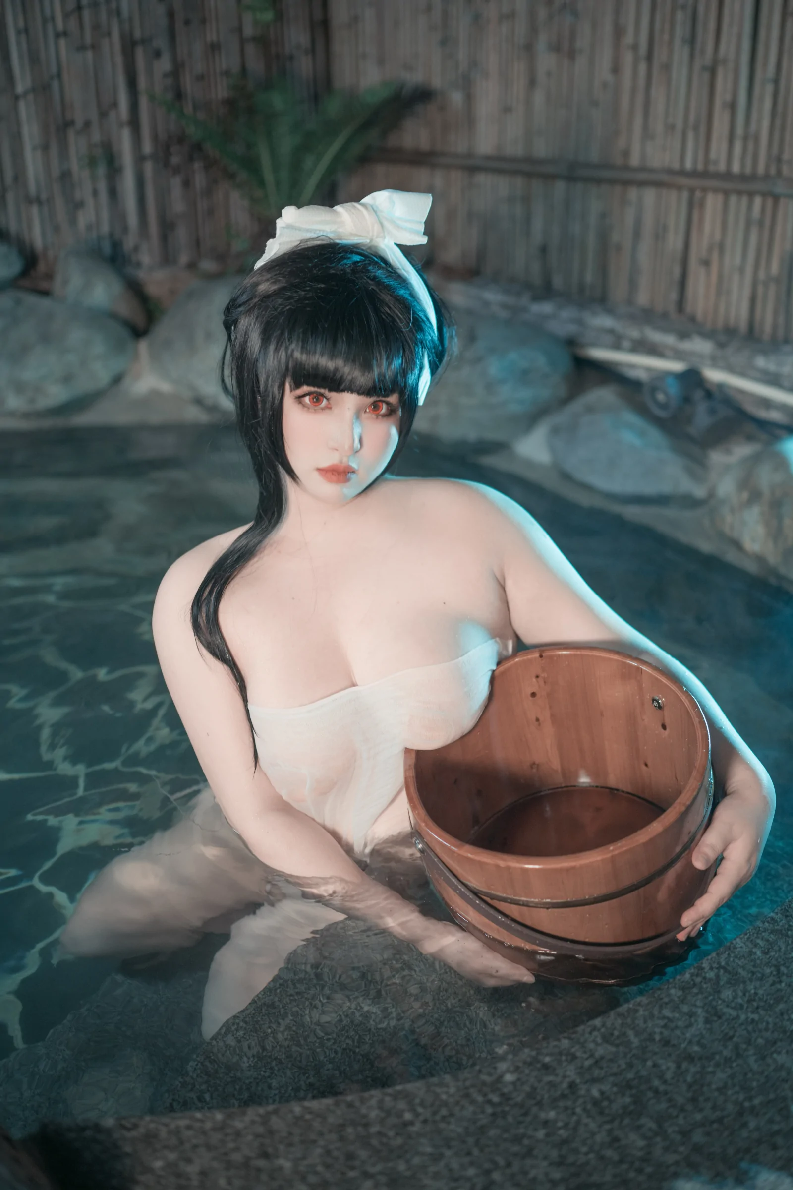 台湾人气美女主播Bella彤彤微博自拍照晒傲人豪乳(20)