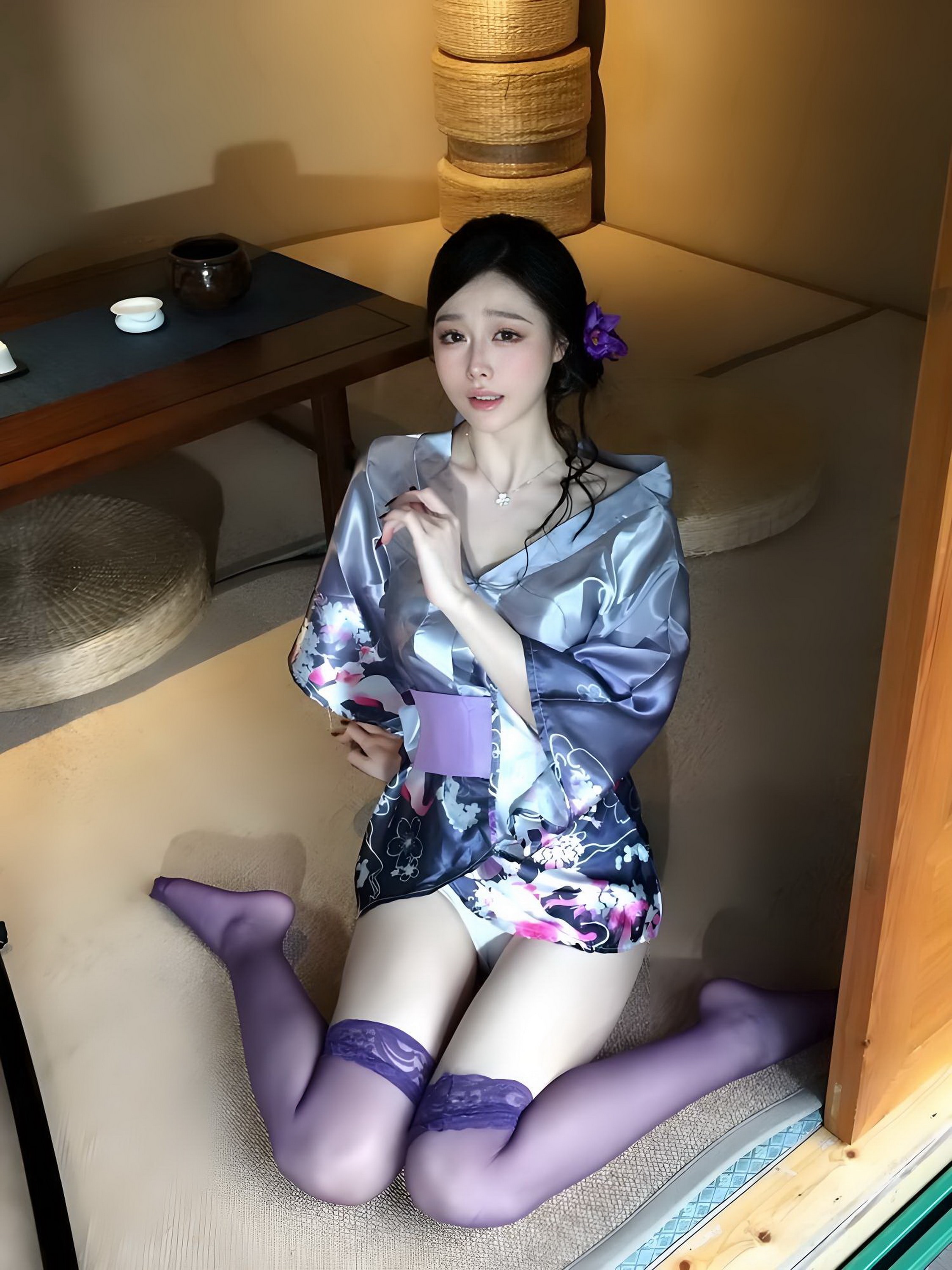 美女被虐吸奶动态图片 - 男司机在车里和女乘客做爱