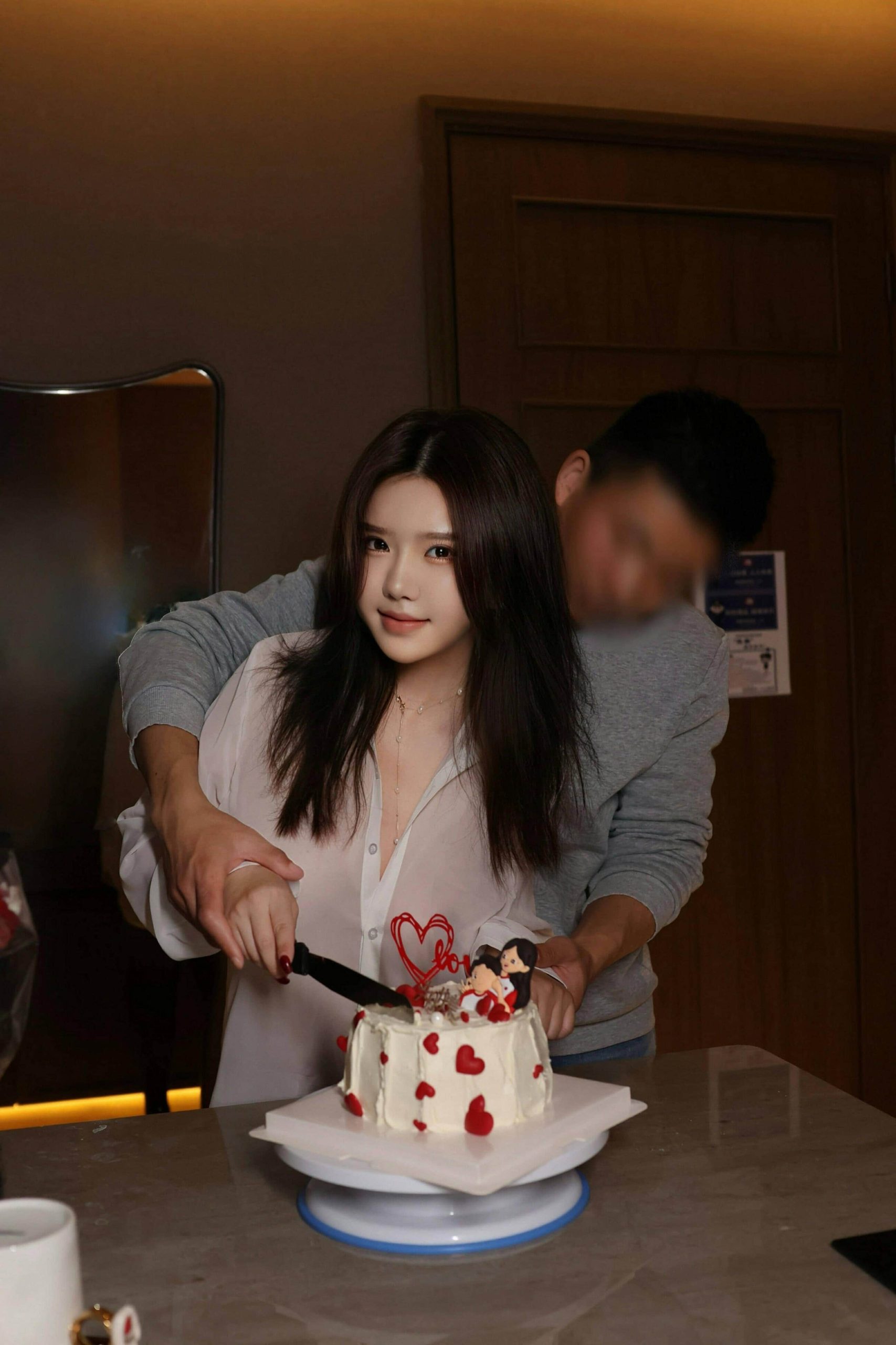 丁字裤美臀美女小热巴赤裸全身无内裤女图片(40) - 證嚴上人小木屋被推倒