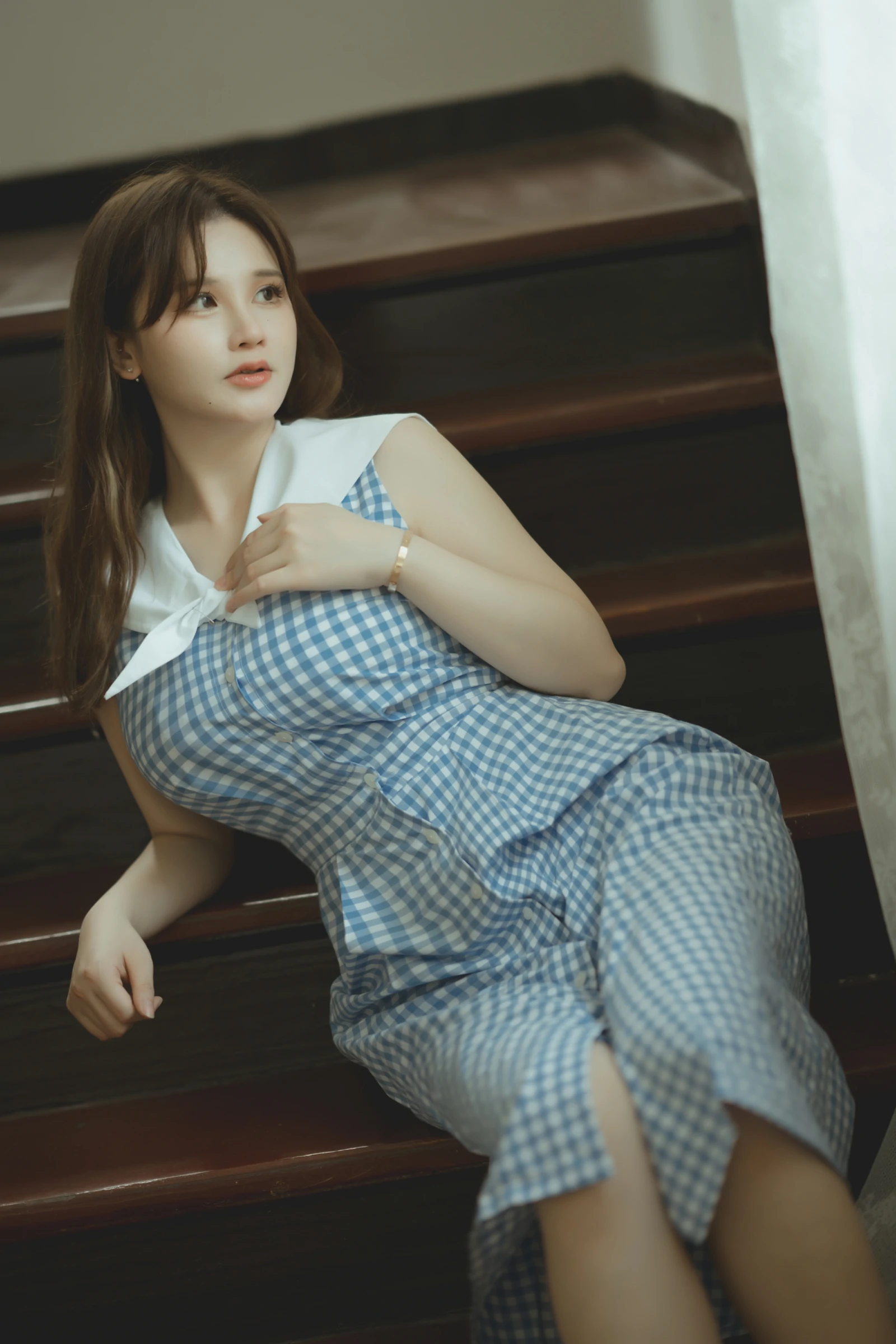 很黄很色的性绞姿始动作动态图