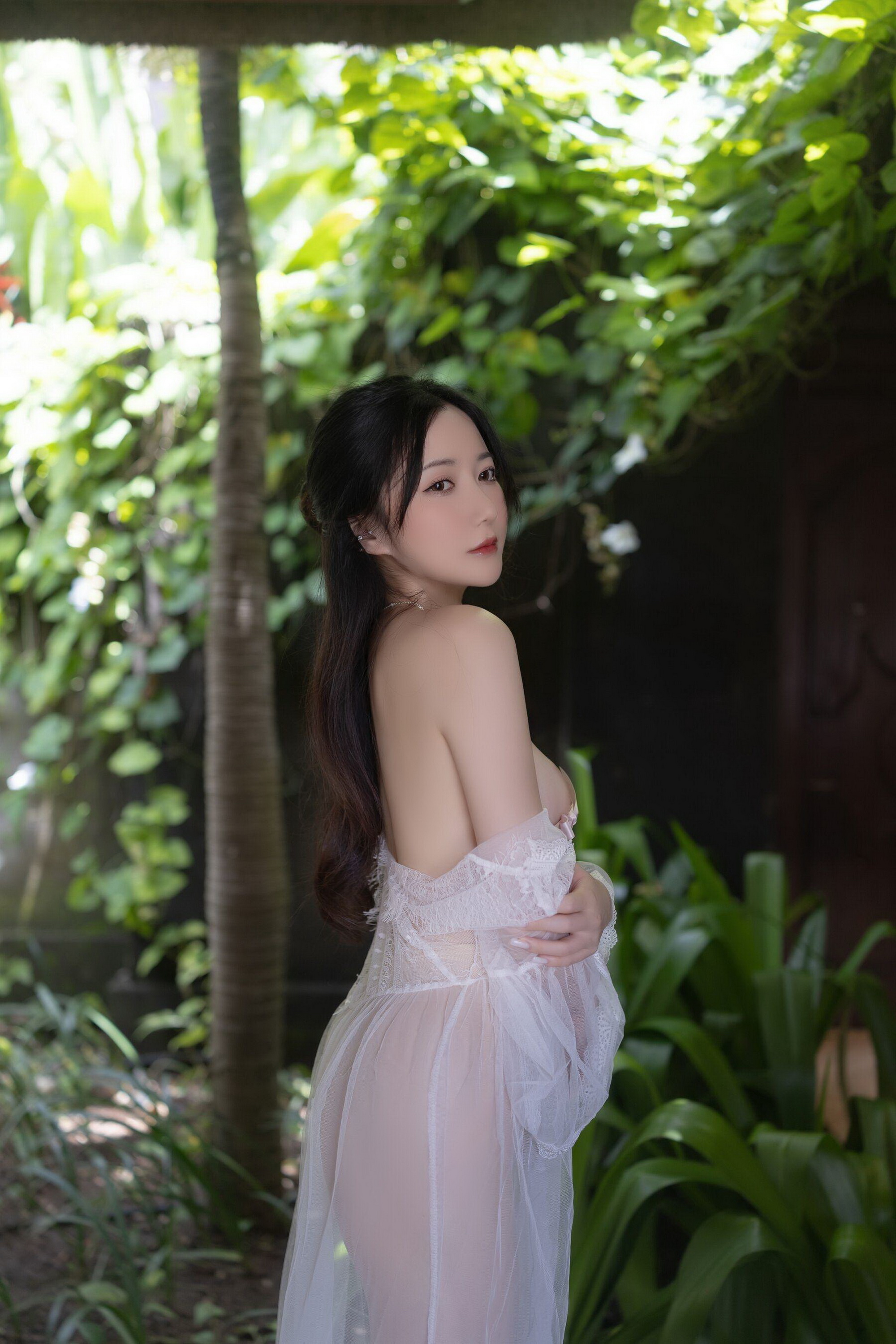 性感少妇Domen瑶瑶全裸体艺术照看看写真集(20)