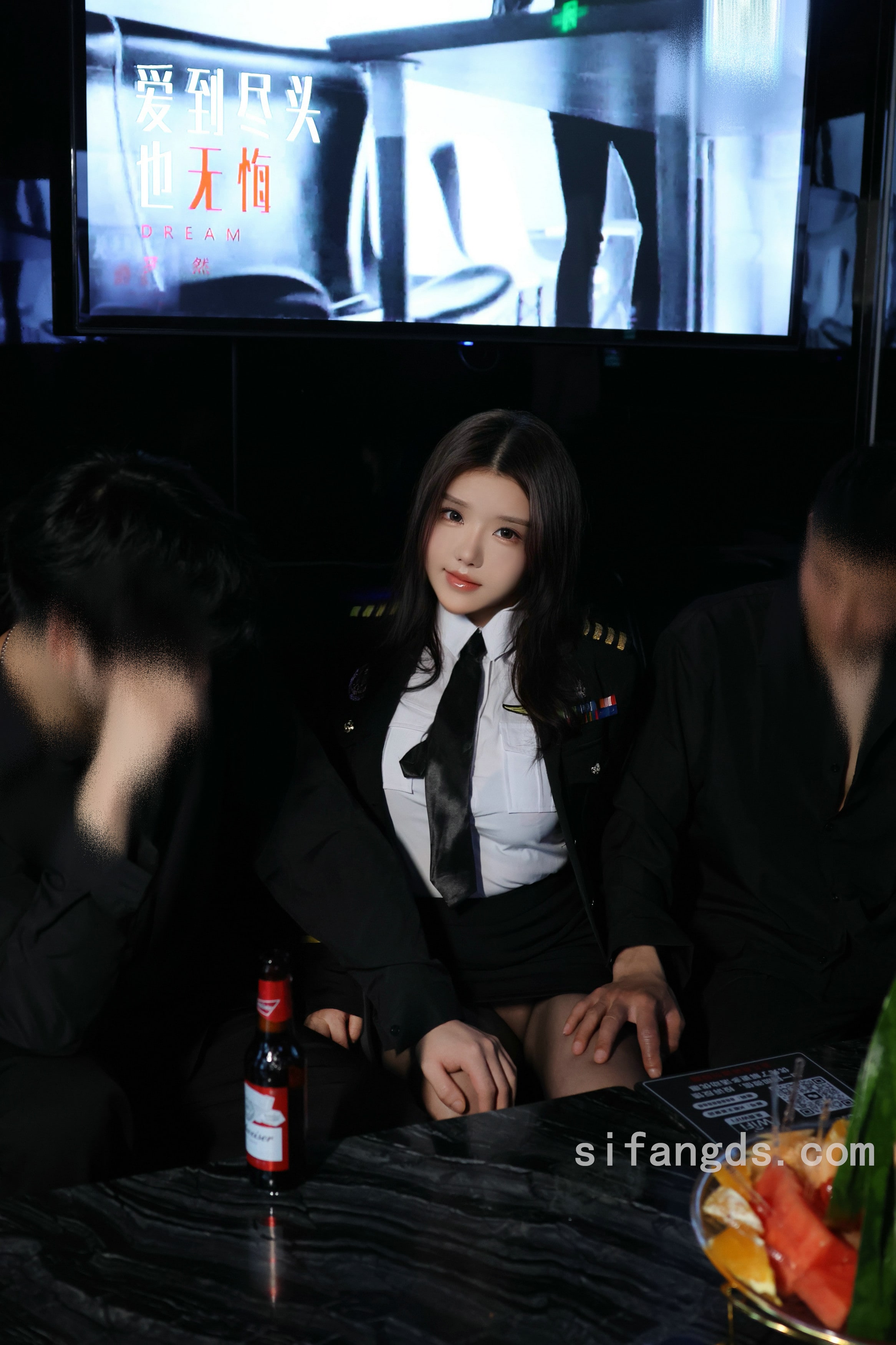 美女尤物卓娅祺玉乳翘臀赤裸露私密部位高清图片