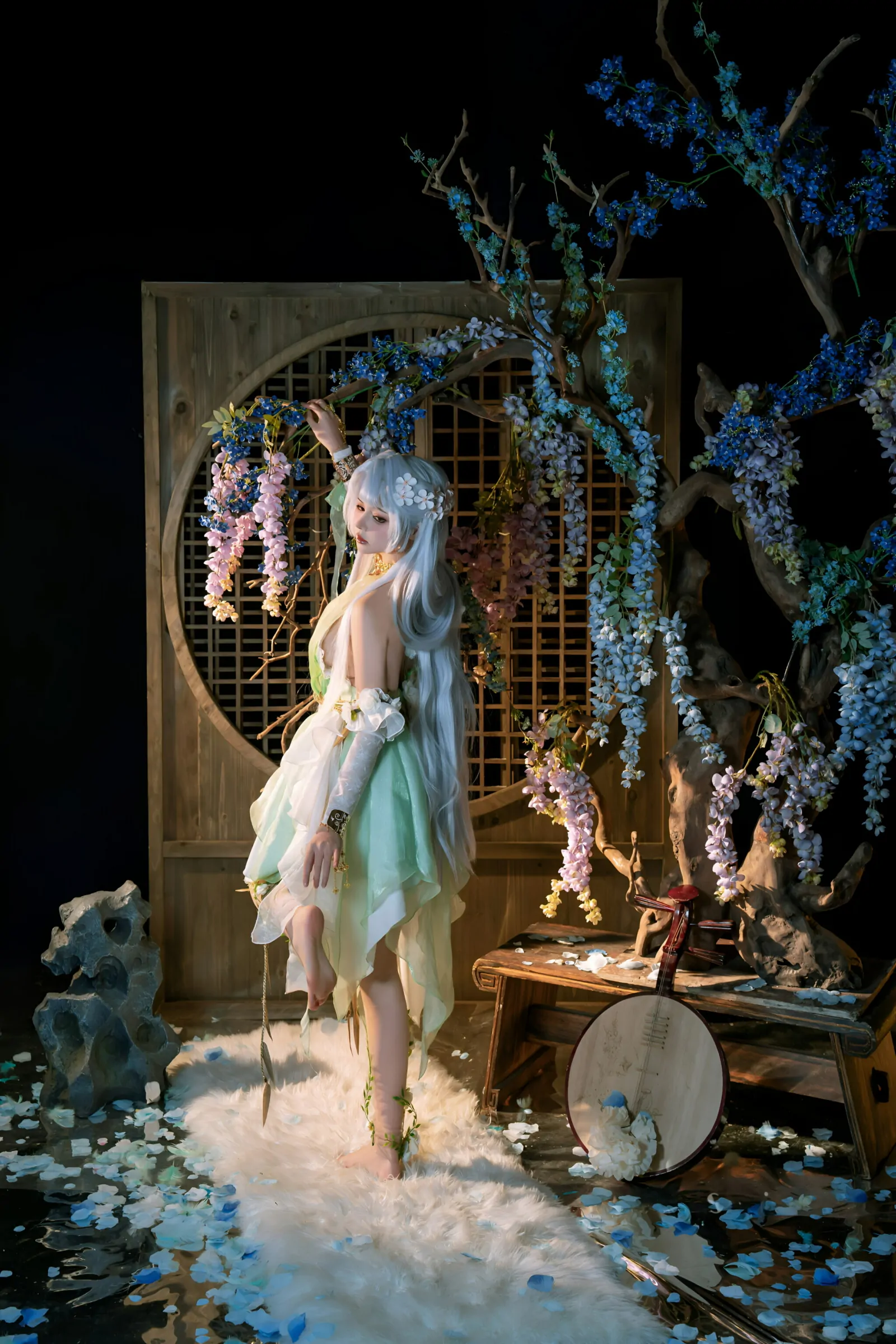 性感少妇Domen瑶瑶全裸体艺术照看看写真集(20)