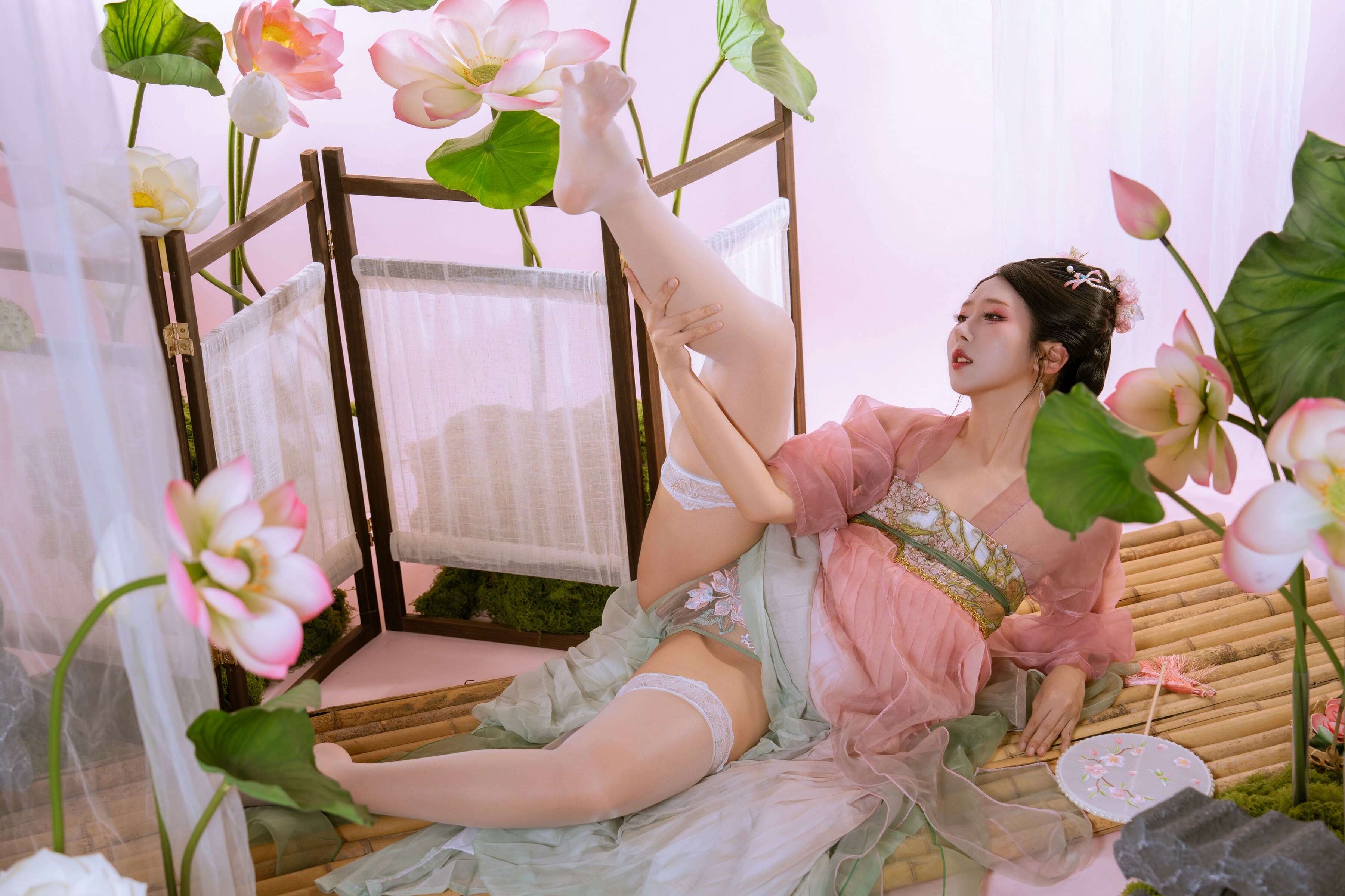 动漫美女禁处被虐游戏图片 - 禁漫天堂网路