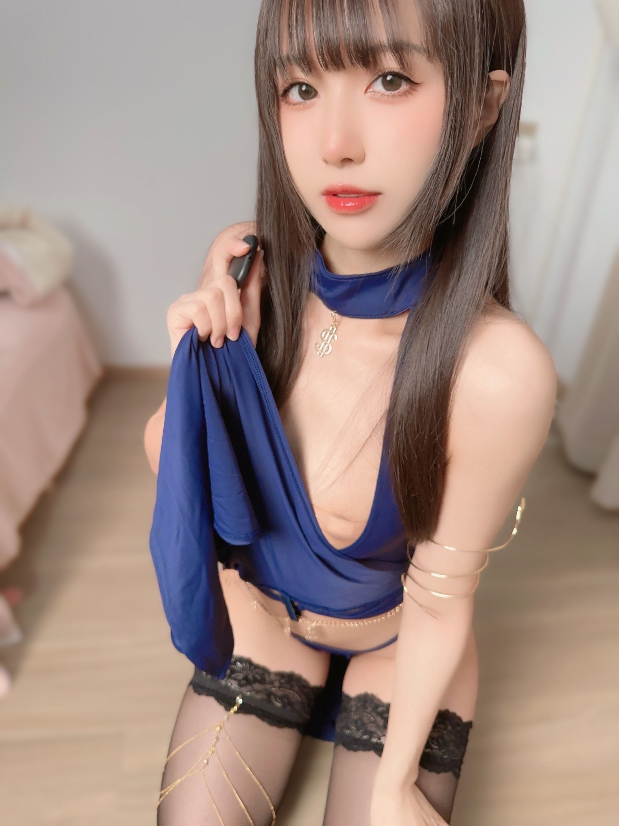 性感小美女宅兔兔丰满大肥臀比比屁屁奶子图片人体艺照(20)