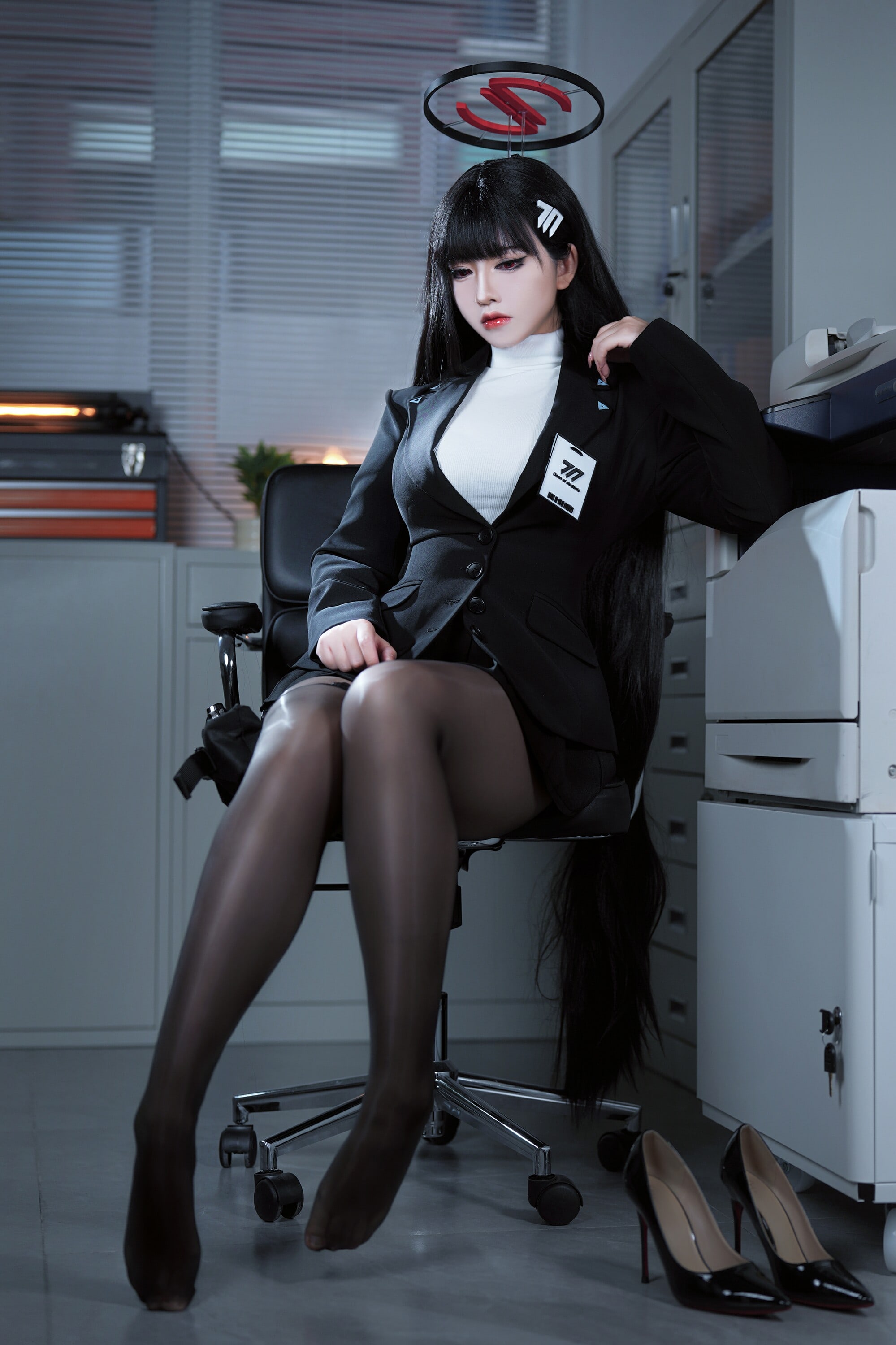 动漫美女被袭胸比基尼图片 - 女特务明星合成色情电影