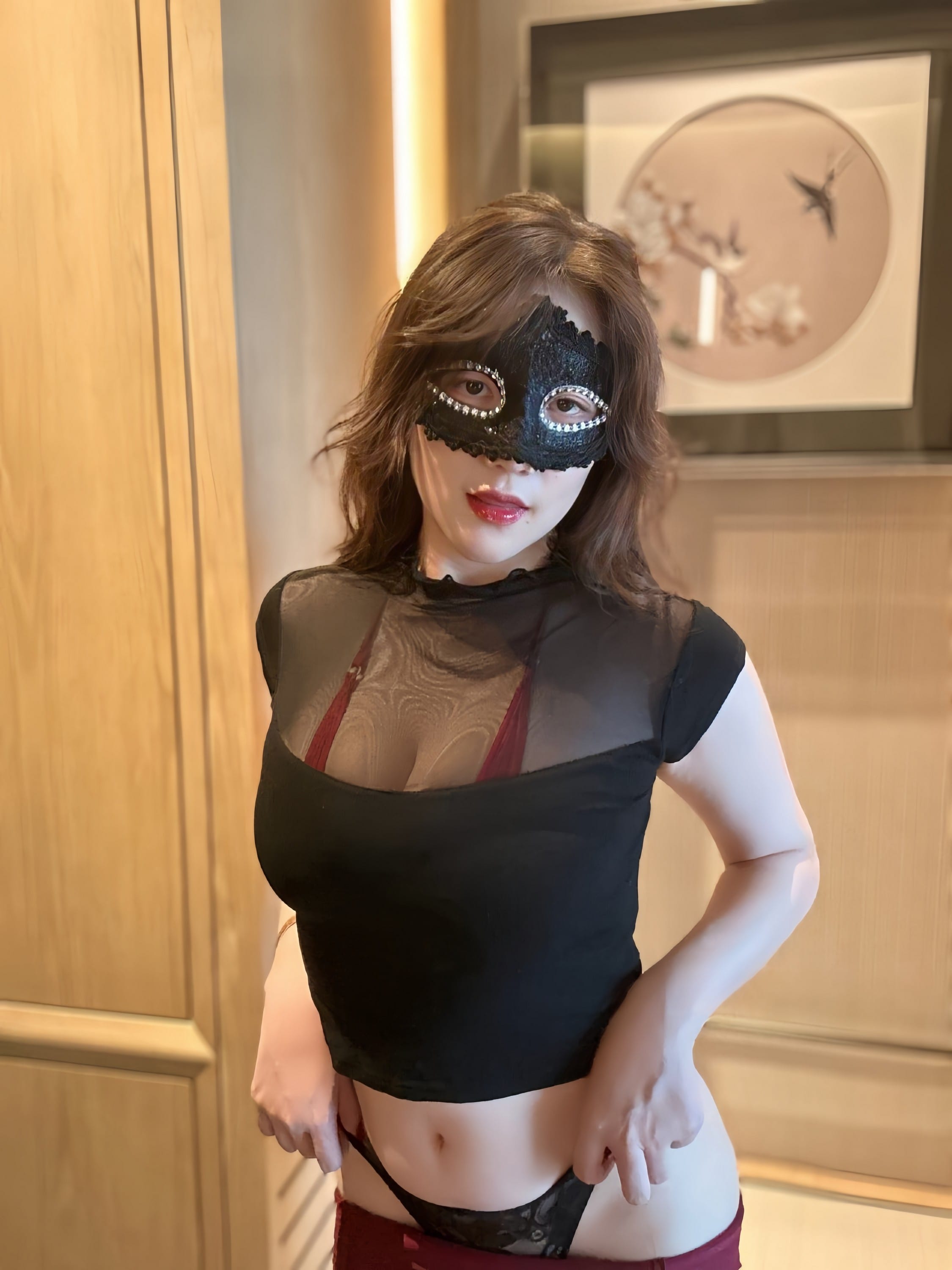 国模安雅宾馆丁字裤翘臀私拍鲜嫩玉门人体写真