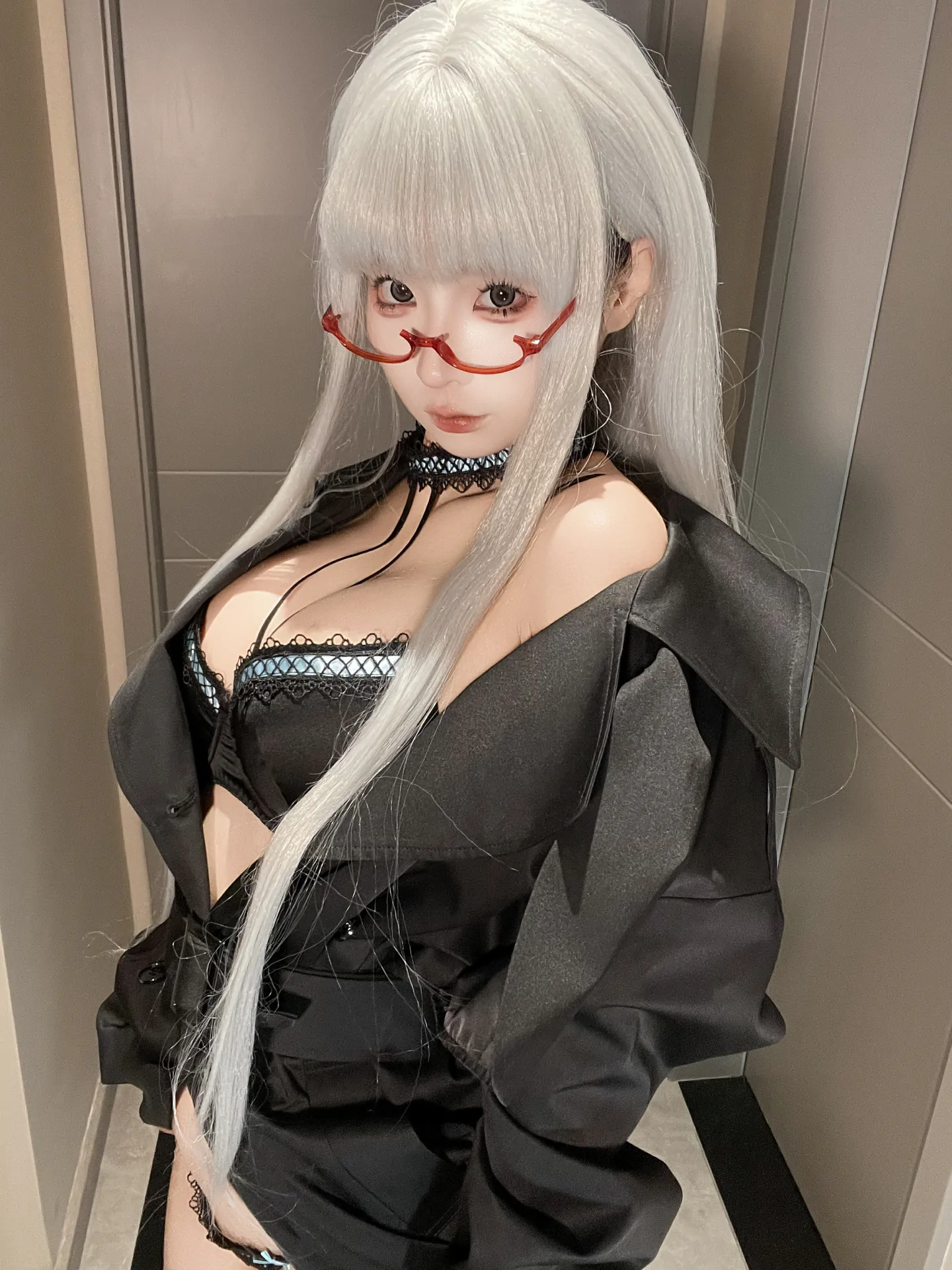 国模静静白皙翘臀极品美胞玉门大尺度私拍高清炮轰图 - 老师引诱年轻男学生