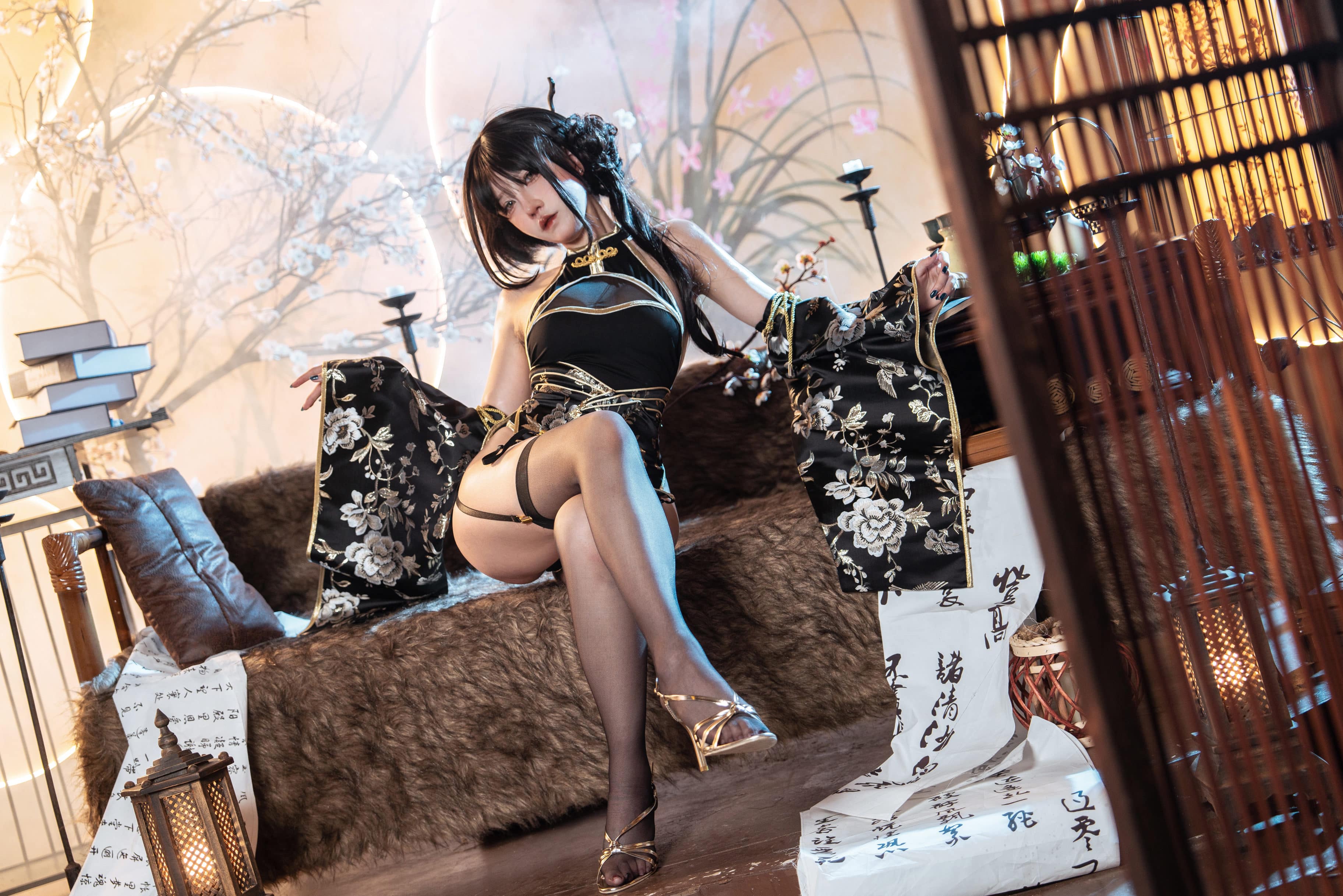 大胸性感动漫美女邪恶图片