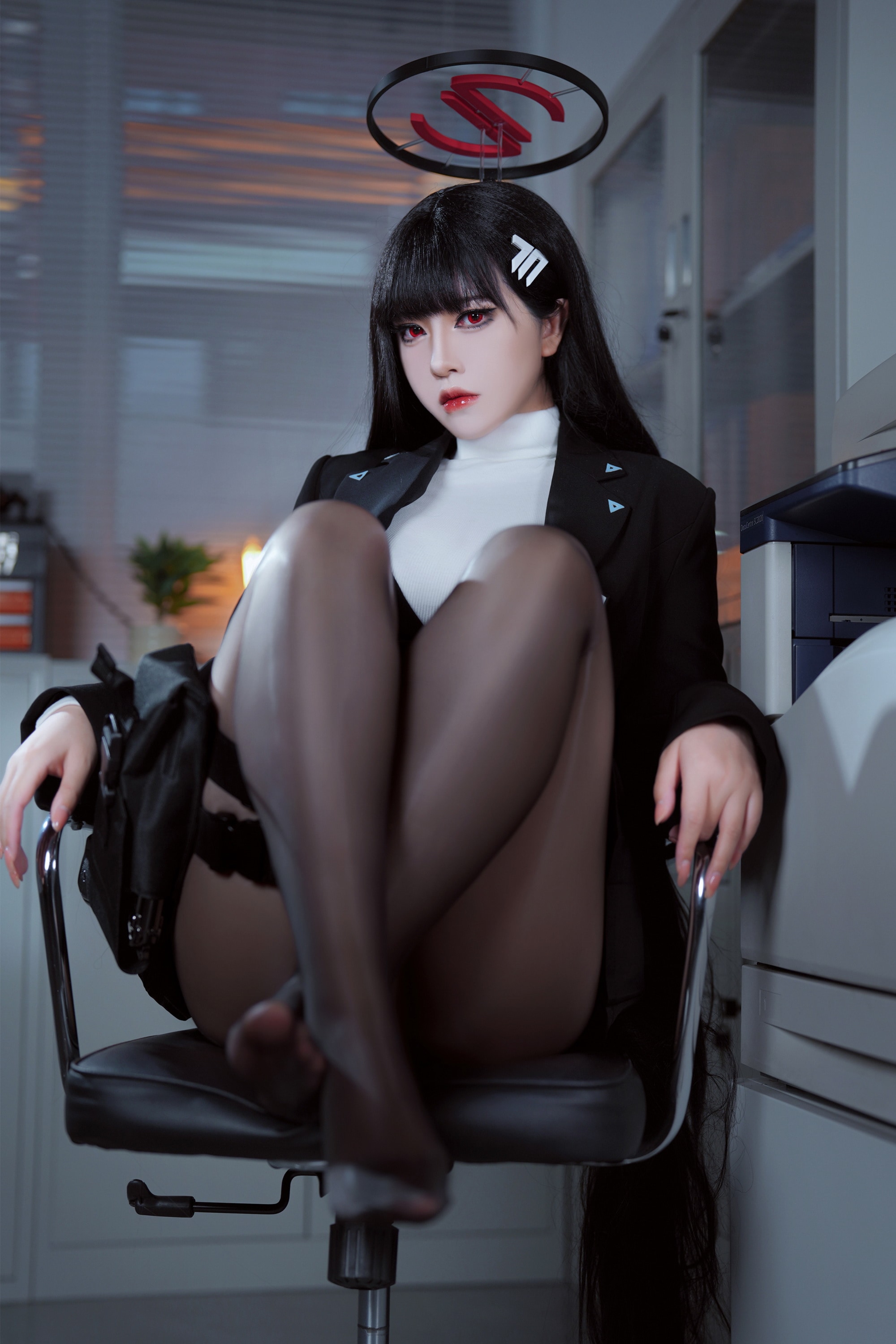 内衣名模金美辛性感喷血写真 - 辛巴达七海传奇线上看