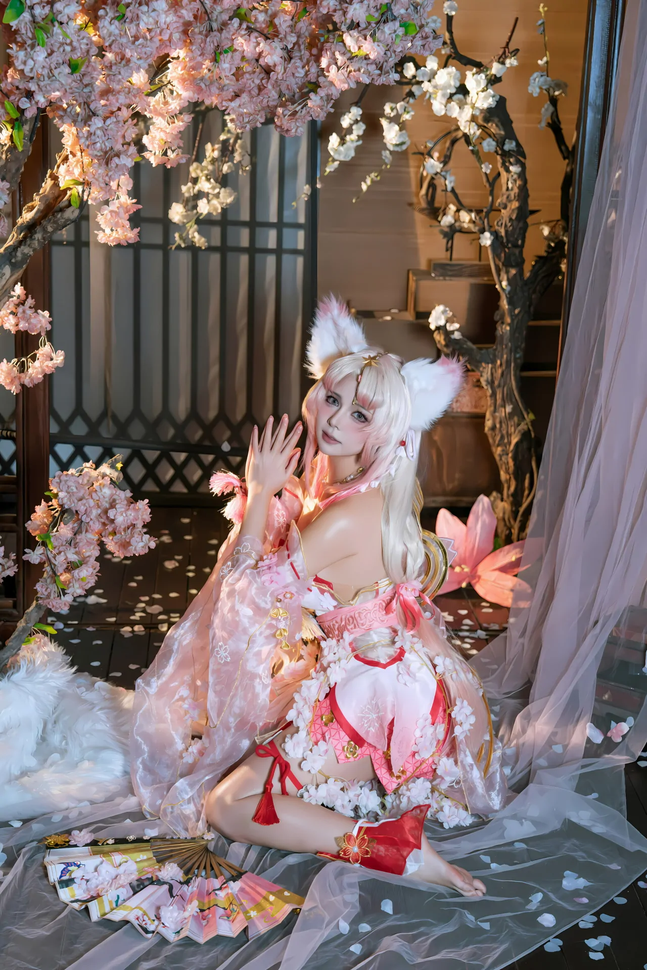 [TouTiao头条女神] 性感圣诞女郎杏儿kitty大胆福利图