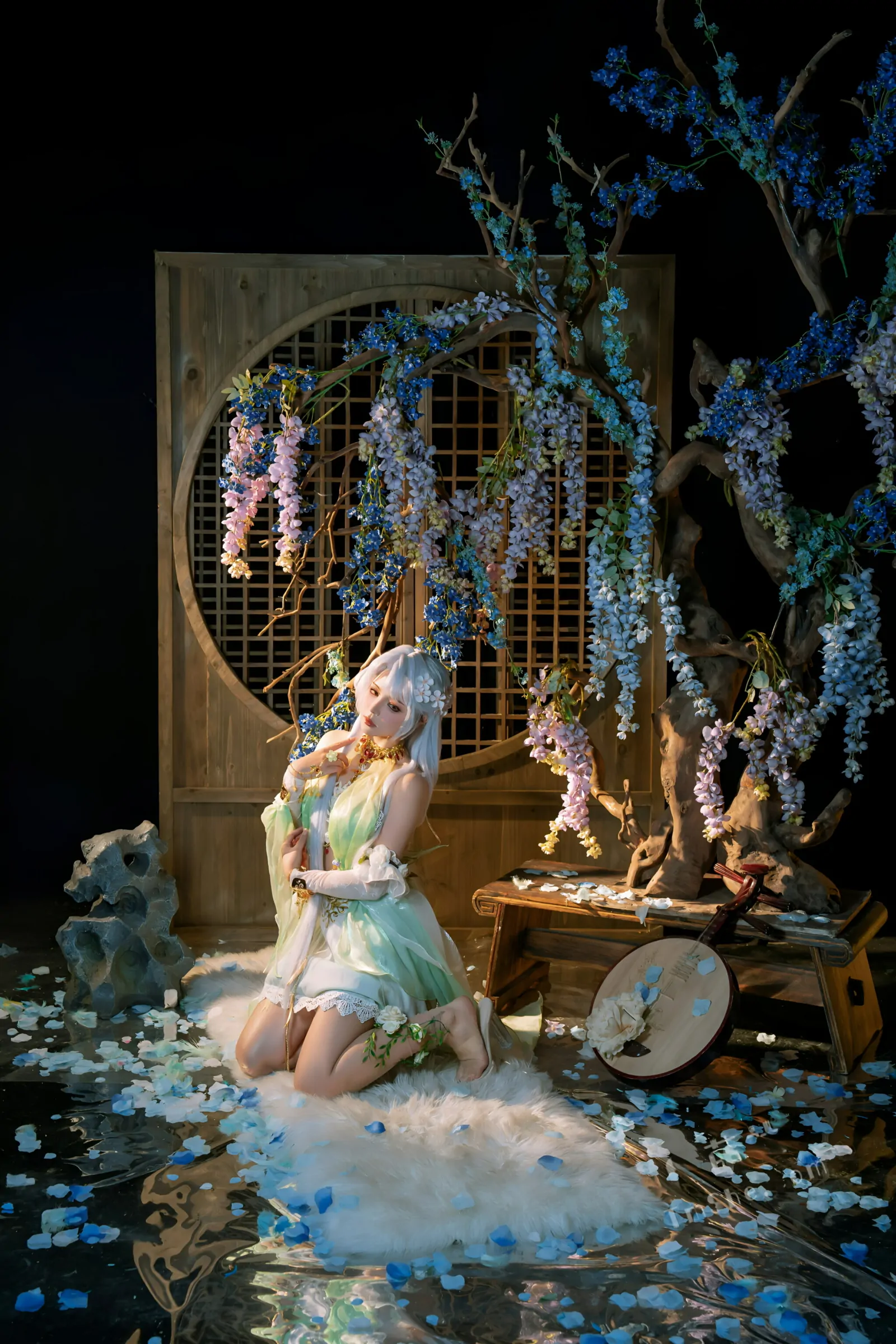 mm1313大波美女完颜芝芝漏点摸美逼牲交图片