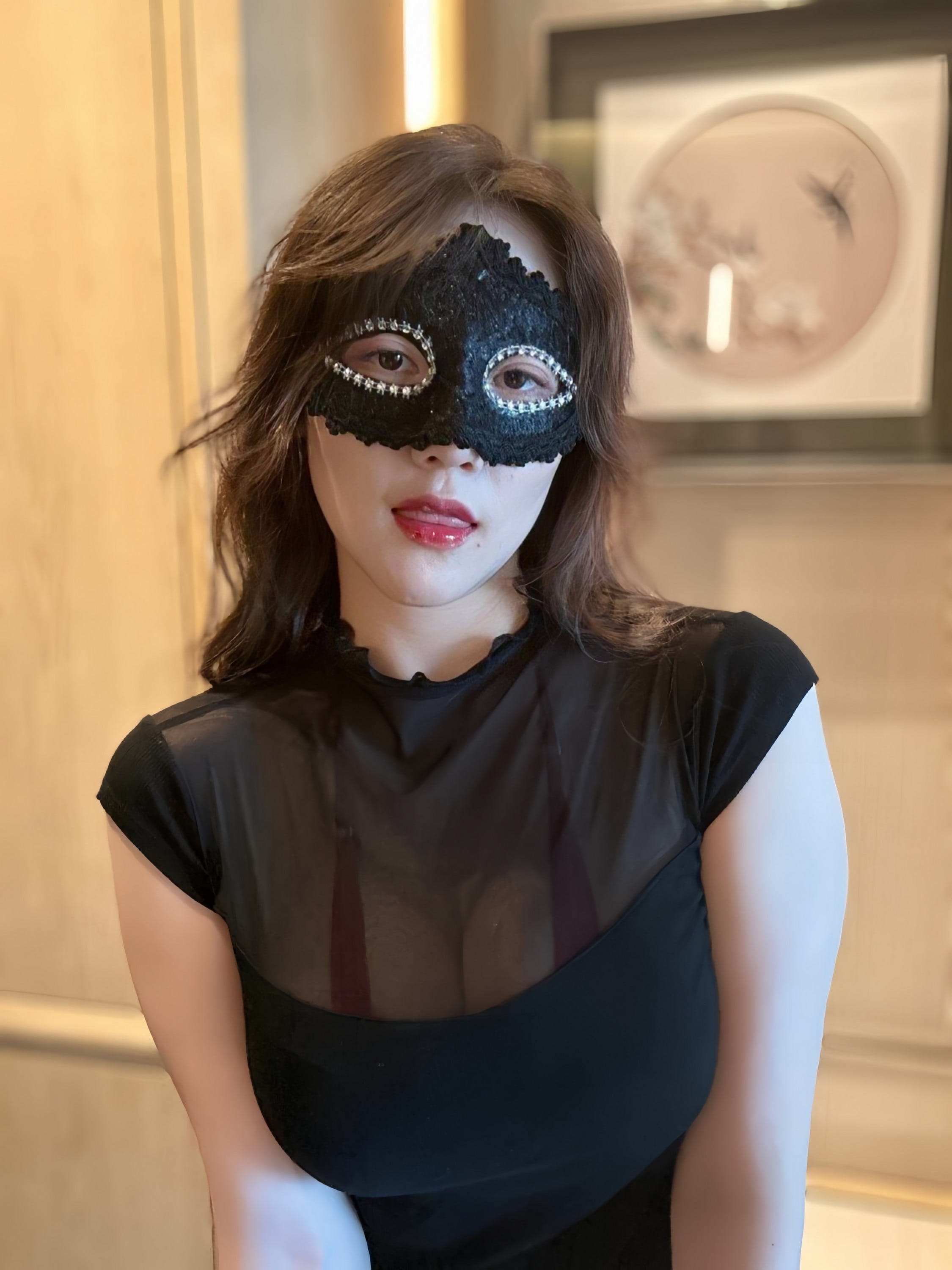 惊艳美女Luvian本能裸浴人体艺术写真