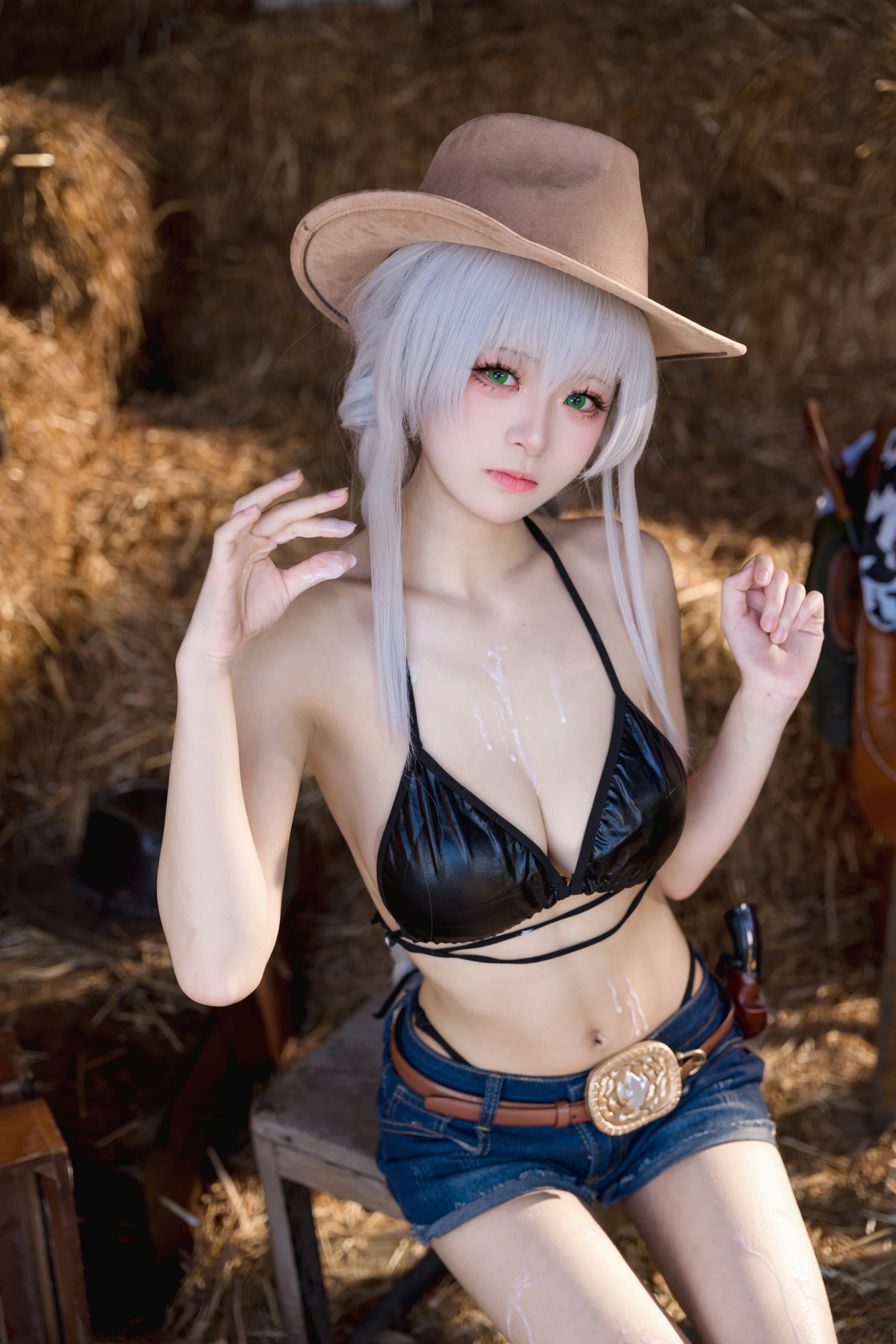 超性感美女王一涵浴室丁字裤湿身诱惑 史上最羞耻的姿势图解(20)