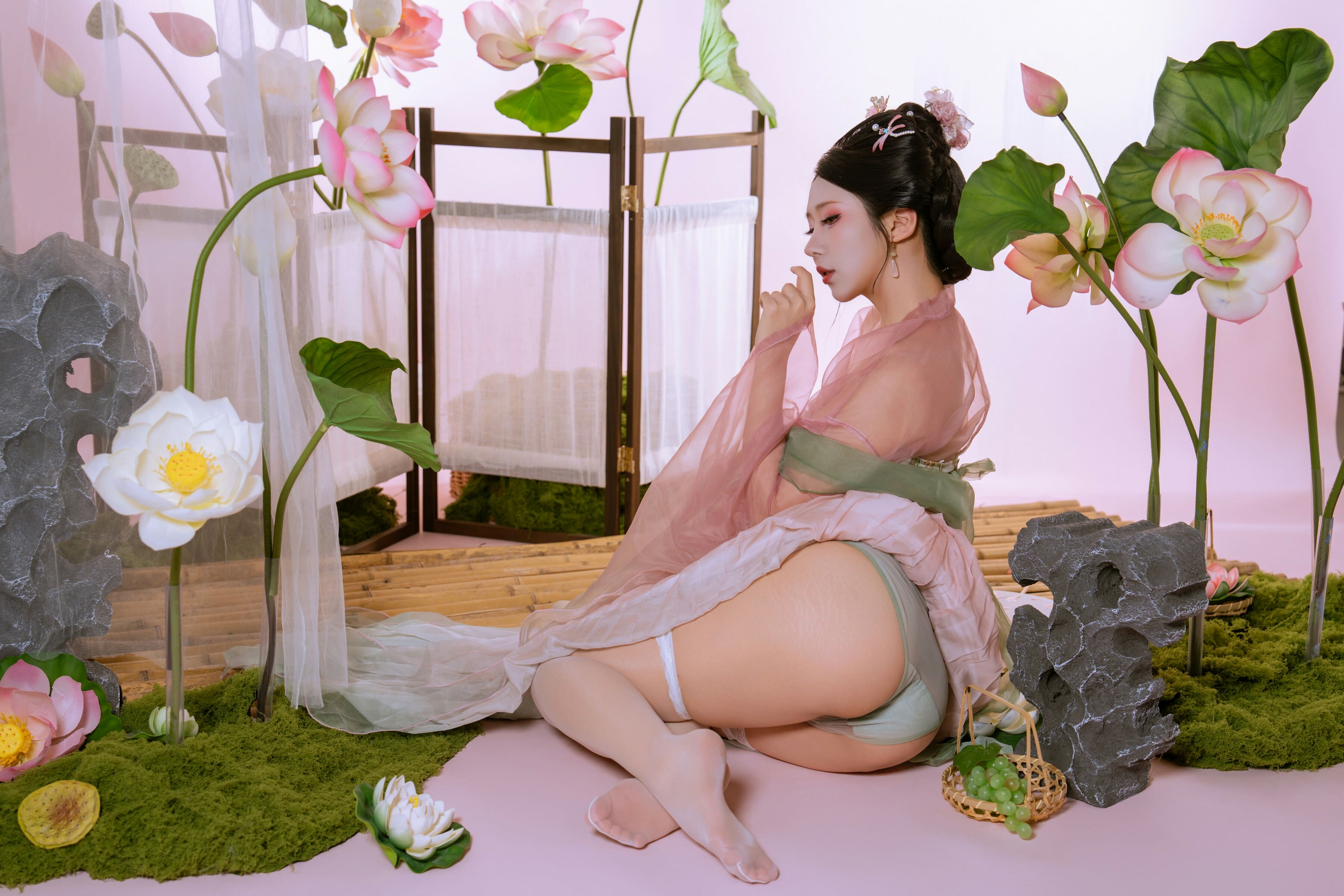 水墨风格罂粟花纹身让人念念不忘 - 寂寞少妇色诱水电工