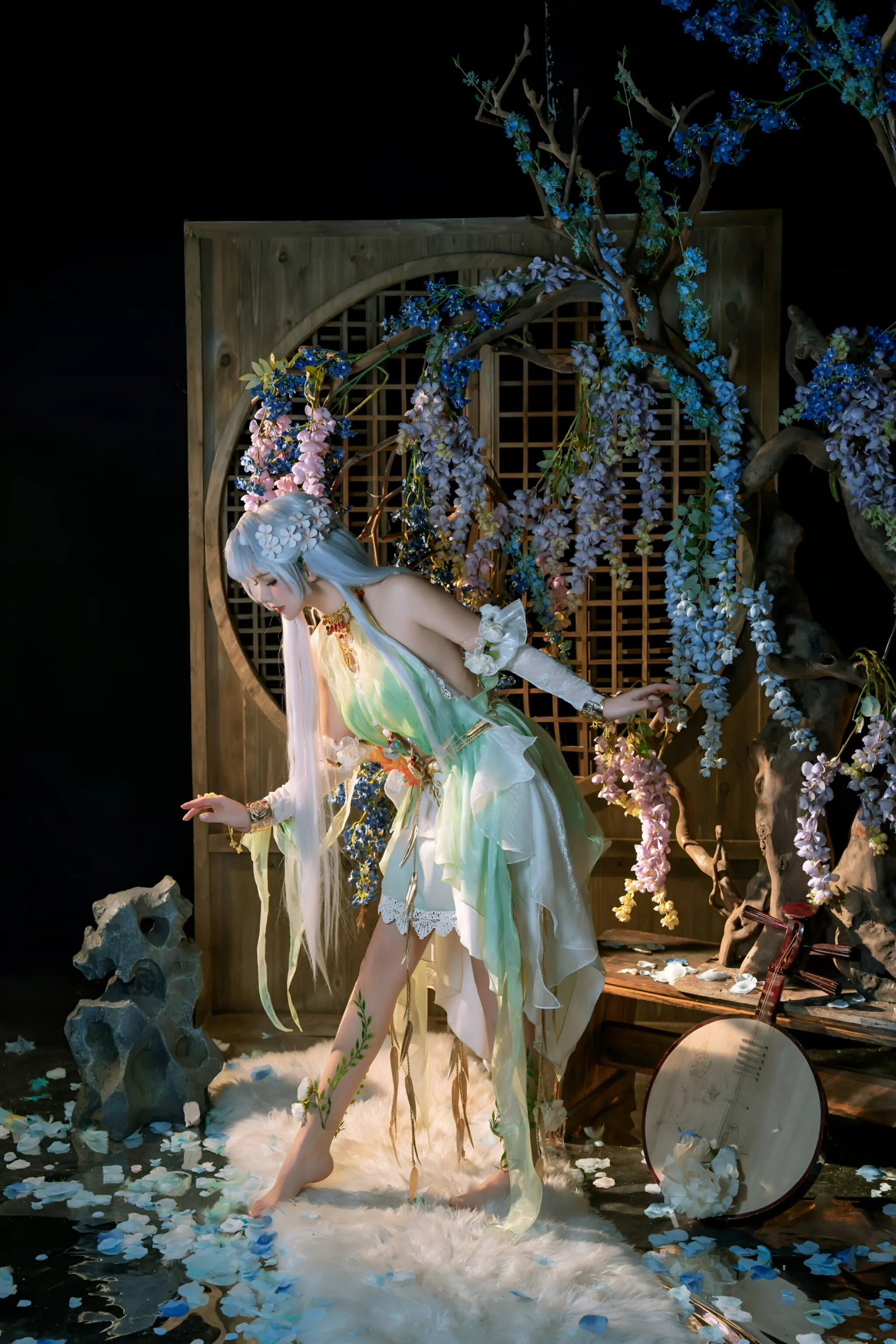 [ROSI写真]学生装蓝色丝袜高清私房照 - 姐弟乱伦日本唔小心插入咗