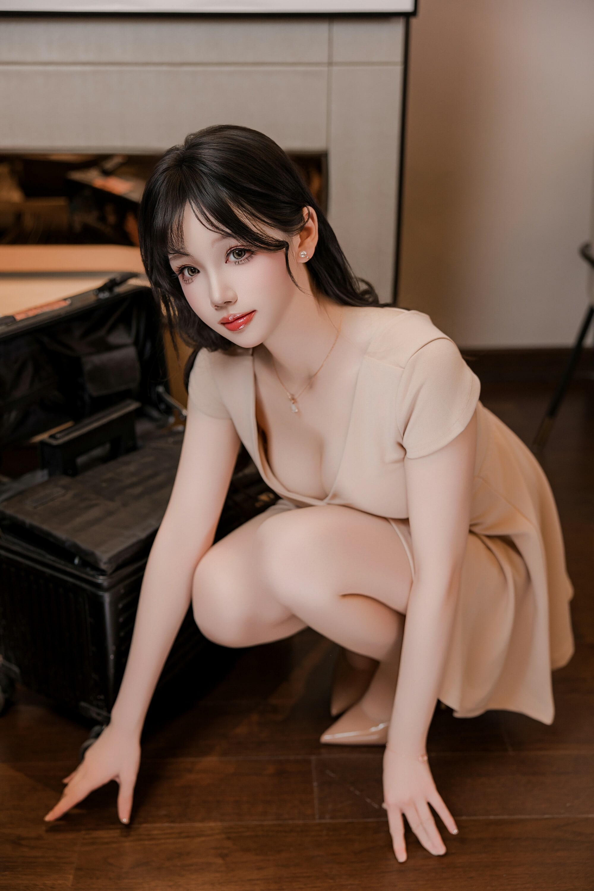 国模安雅宾馆丁字裤翘臀私拍鲜嫩玉门人体写真