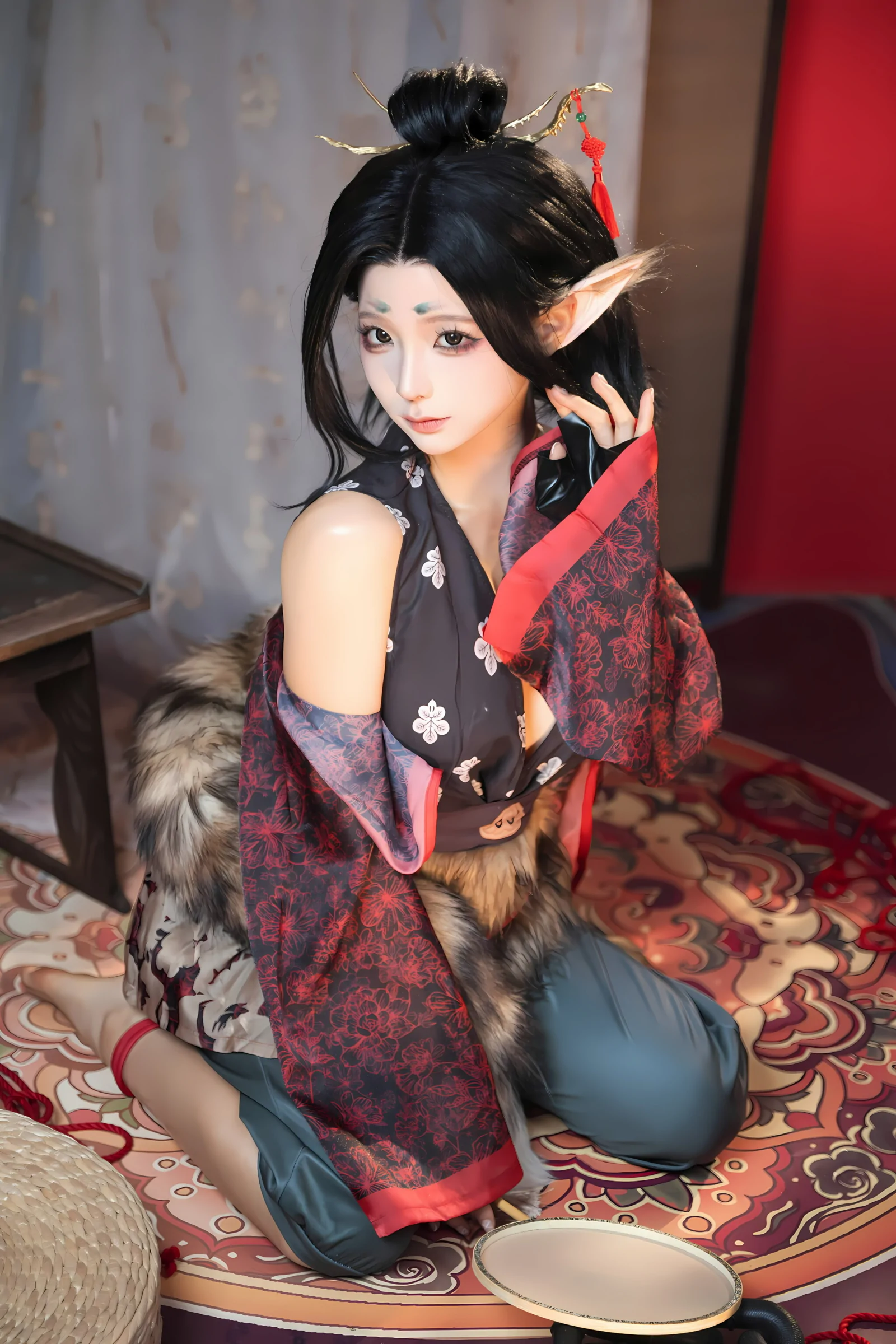 新加坡爆乳女神Melody Low性感撩人私房写真