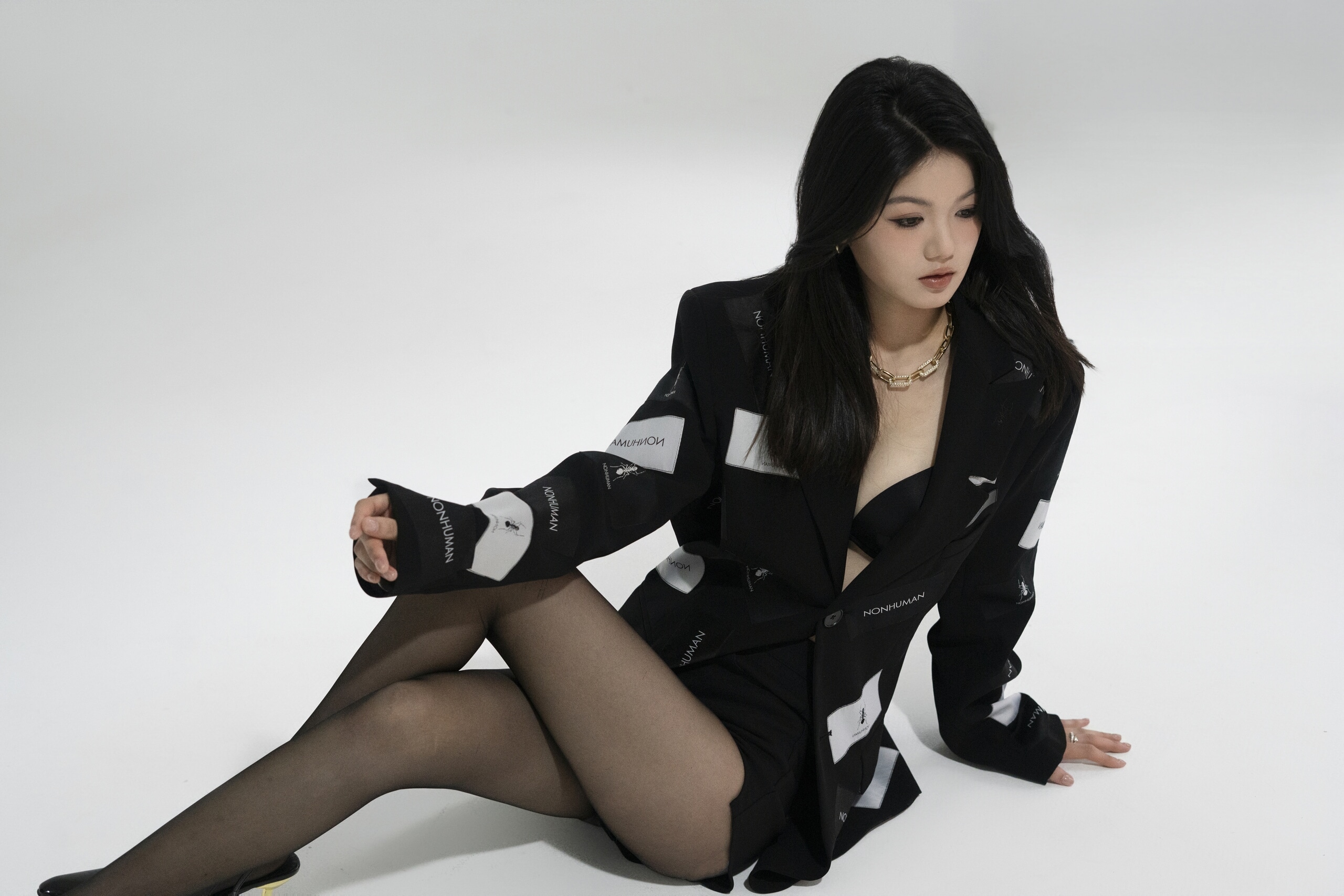 [秀人网] 性感野性美女馨怡豹纹蕾丝内衣私房诱惑(20)