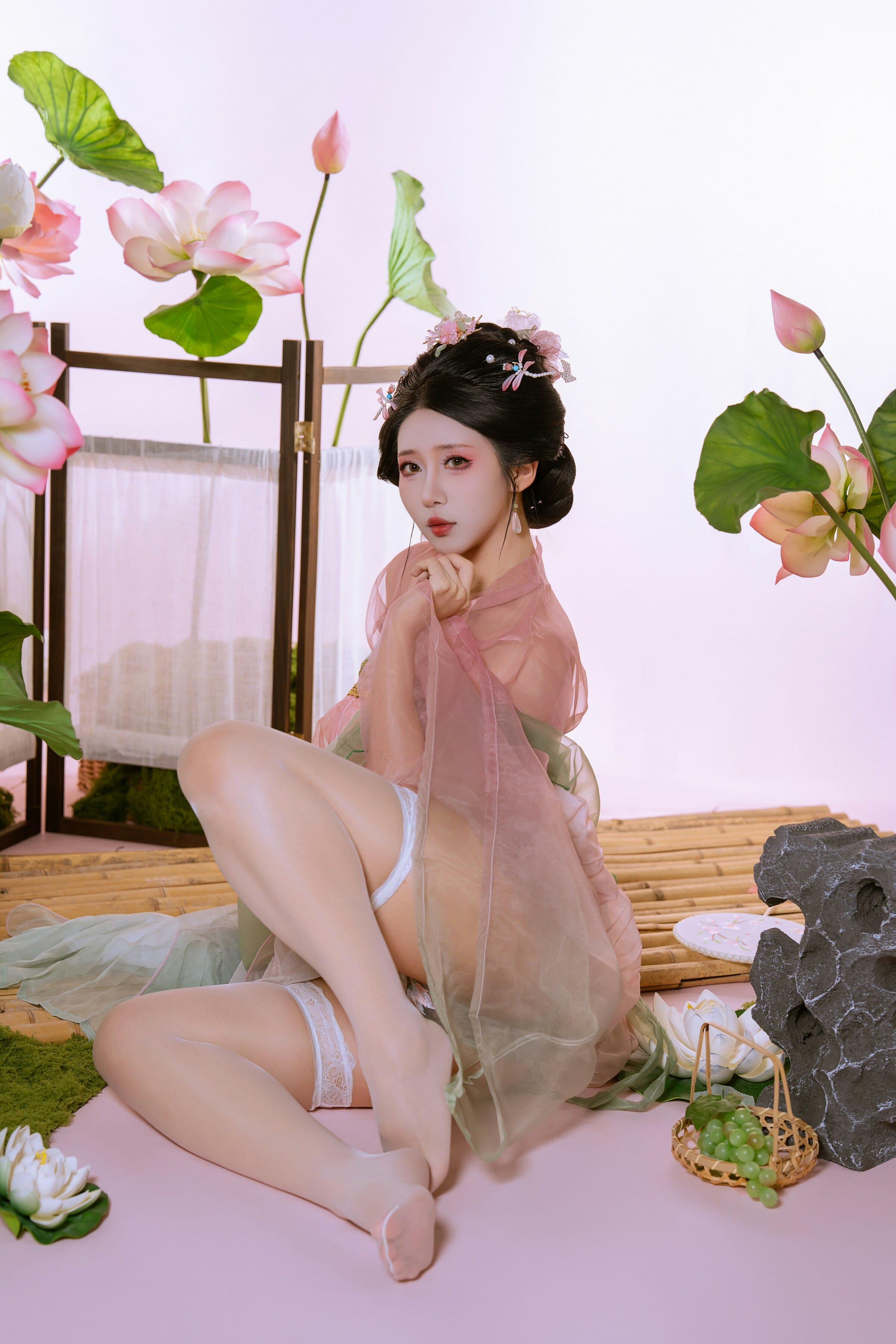 半裸美女,半裸尤物,半裸模特,半裸写真,半裸诱惑,半裸人体艺术 - 黃色網站中國杏吧