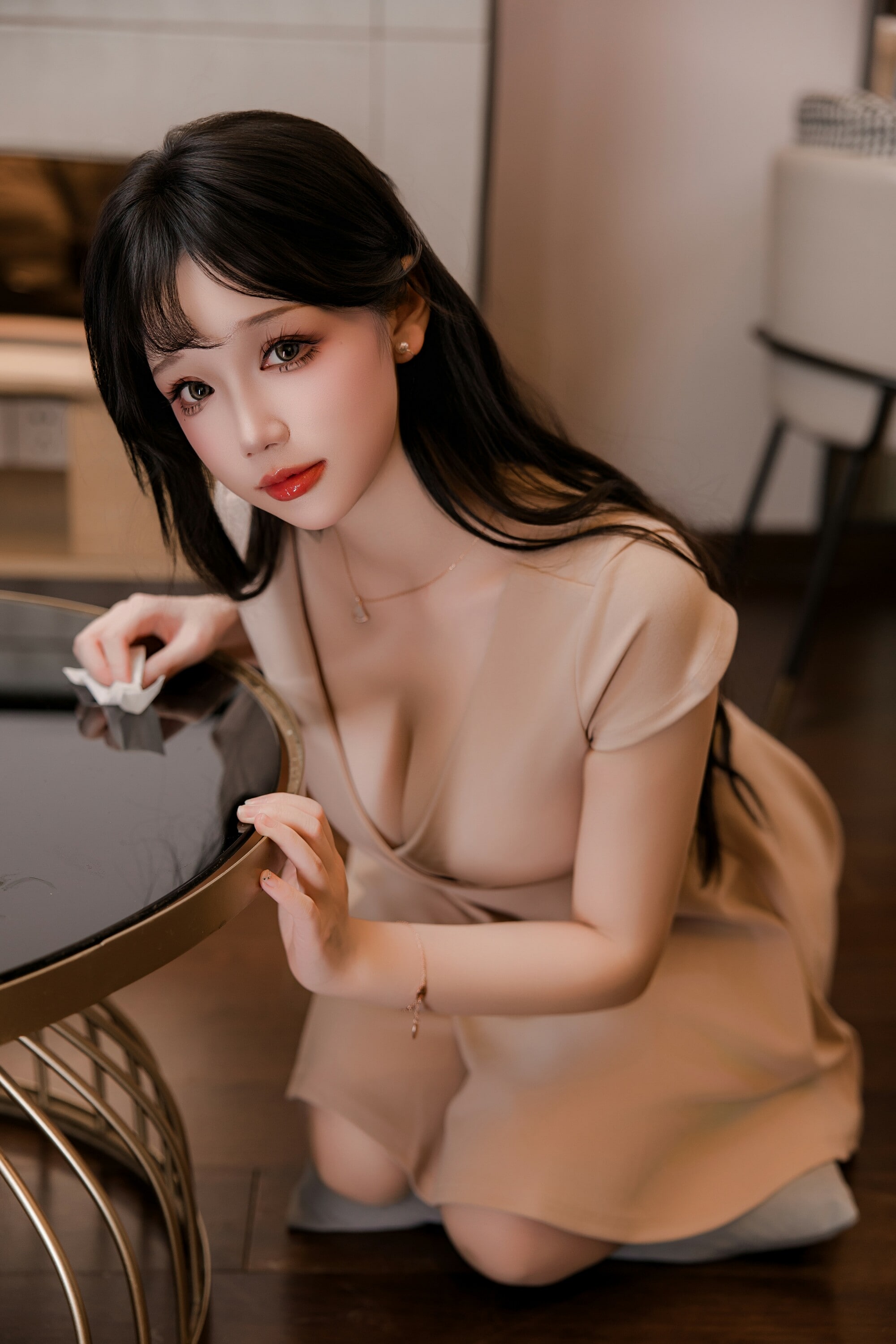 全祼女小雨野外极致露出美女私密写真集