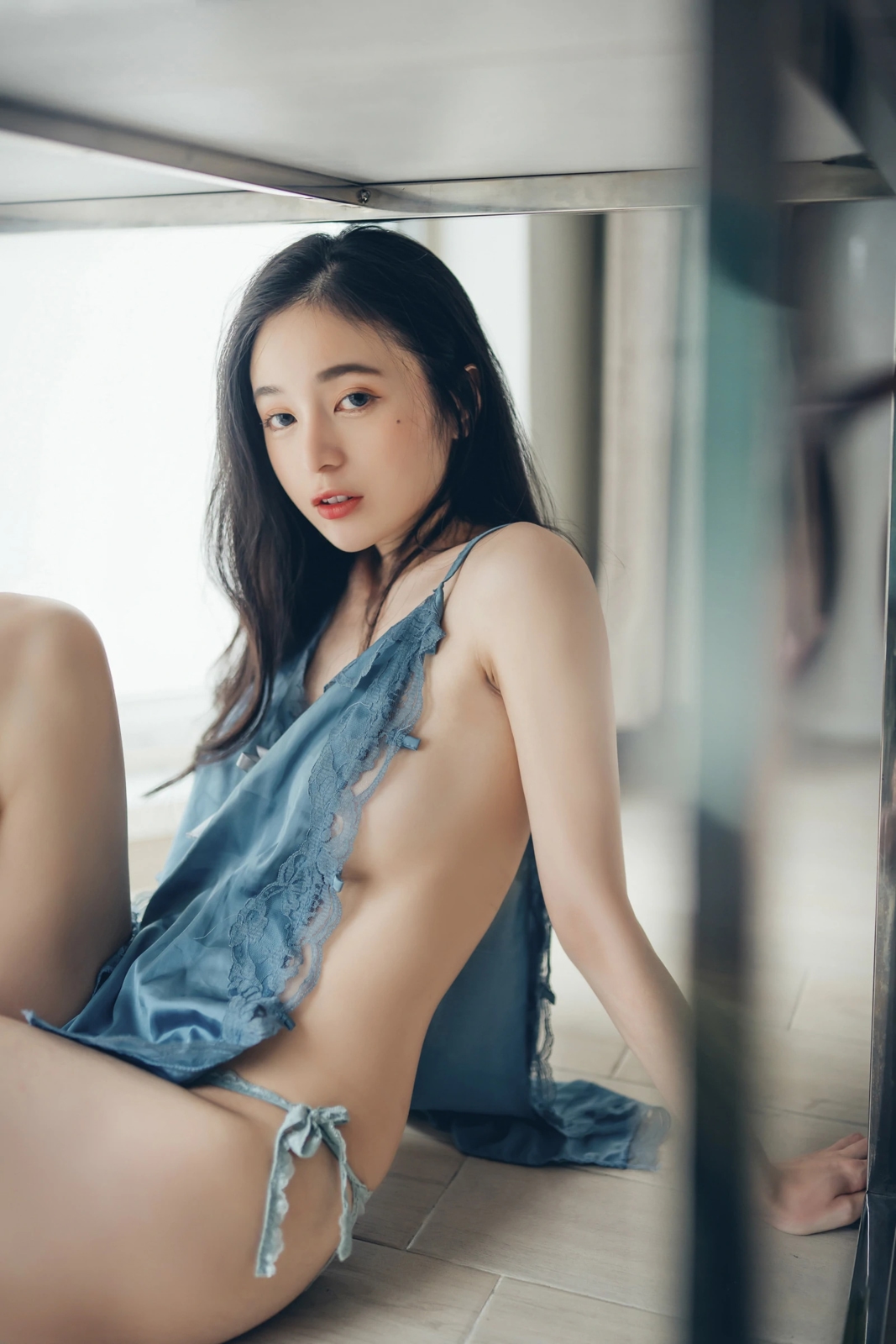 超性感美女王一涵浴室丁字裤湿身诱惑 史上最羞耻的姿势图解 - 人妻每天帶不同男人回家